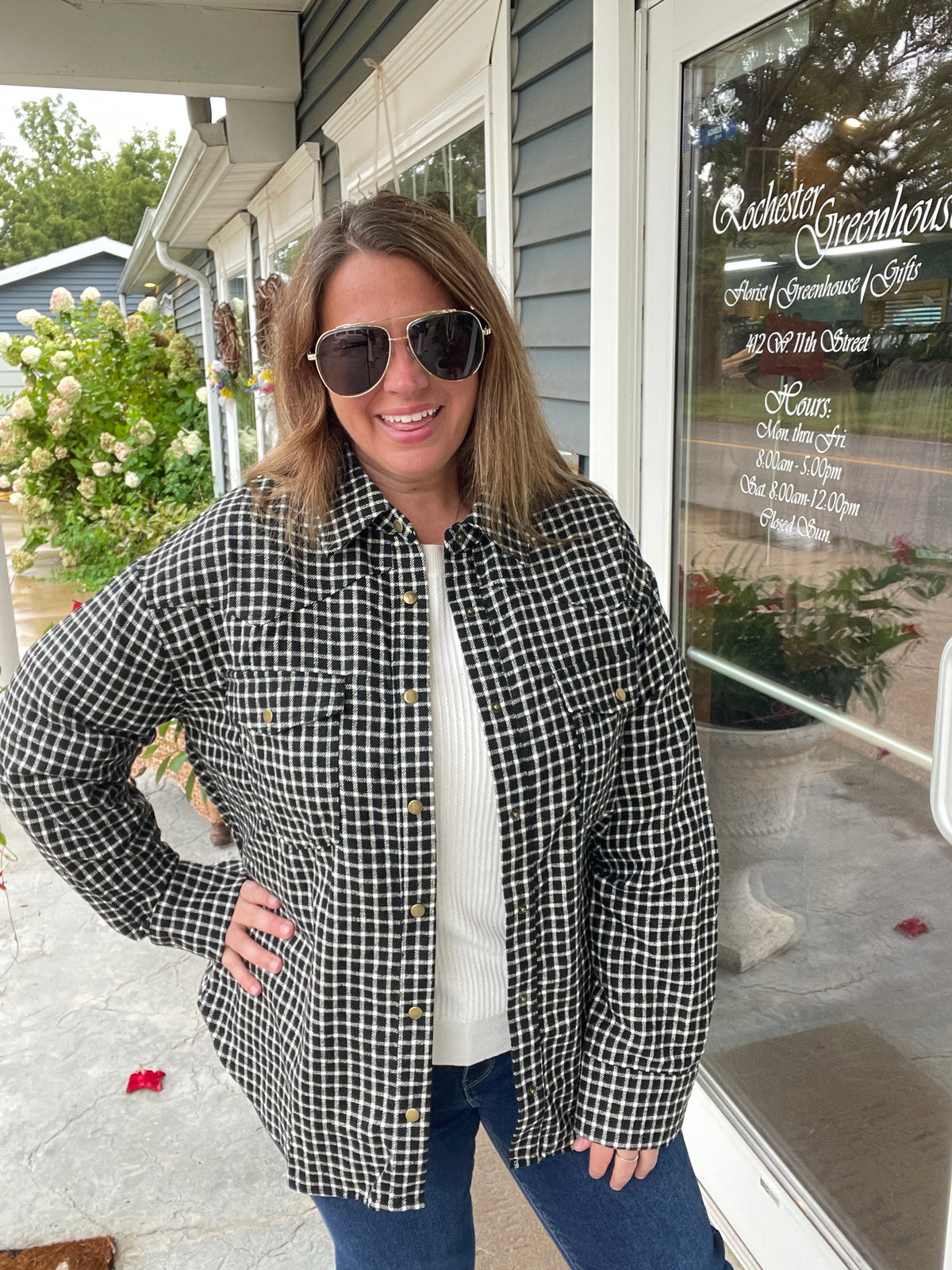 BLACK AND WHITE CHECK SNAP BUTTON FLANNEL