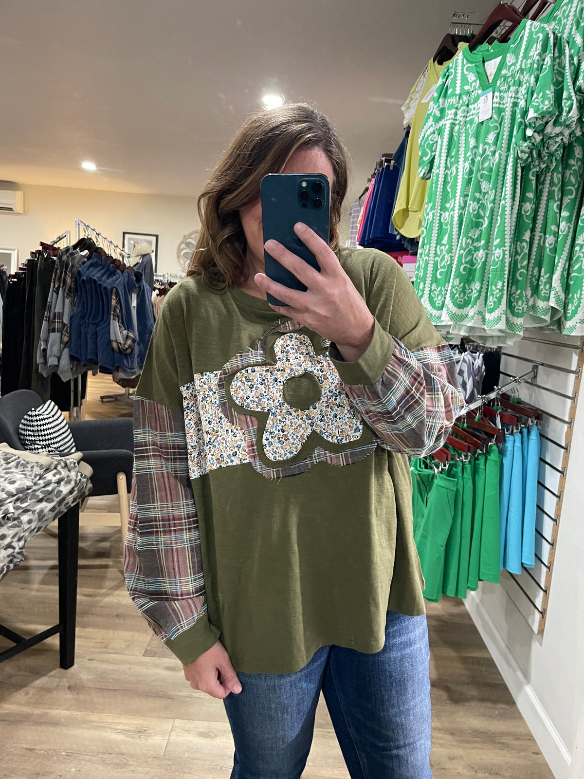OLIVE FLORAL OVERSIZED PLAID COTTON BLEND TOP