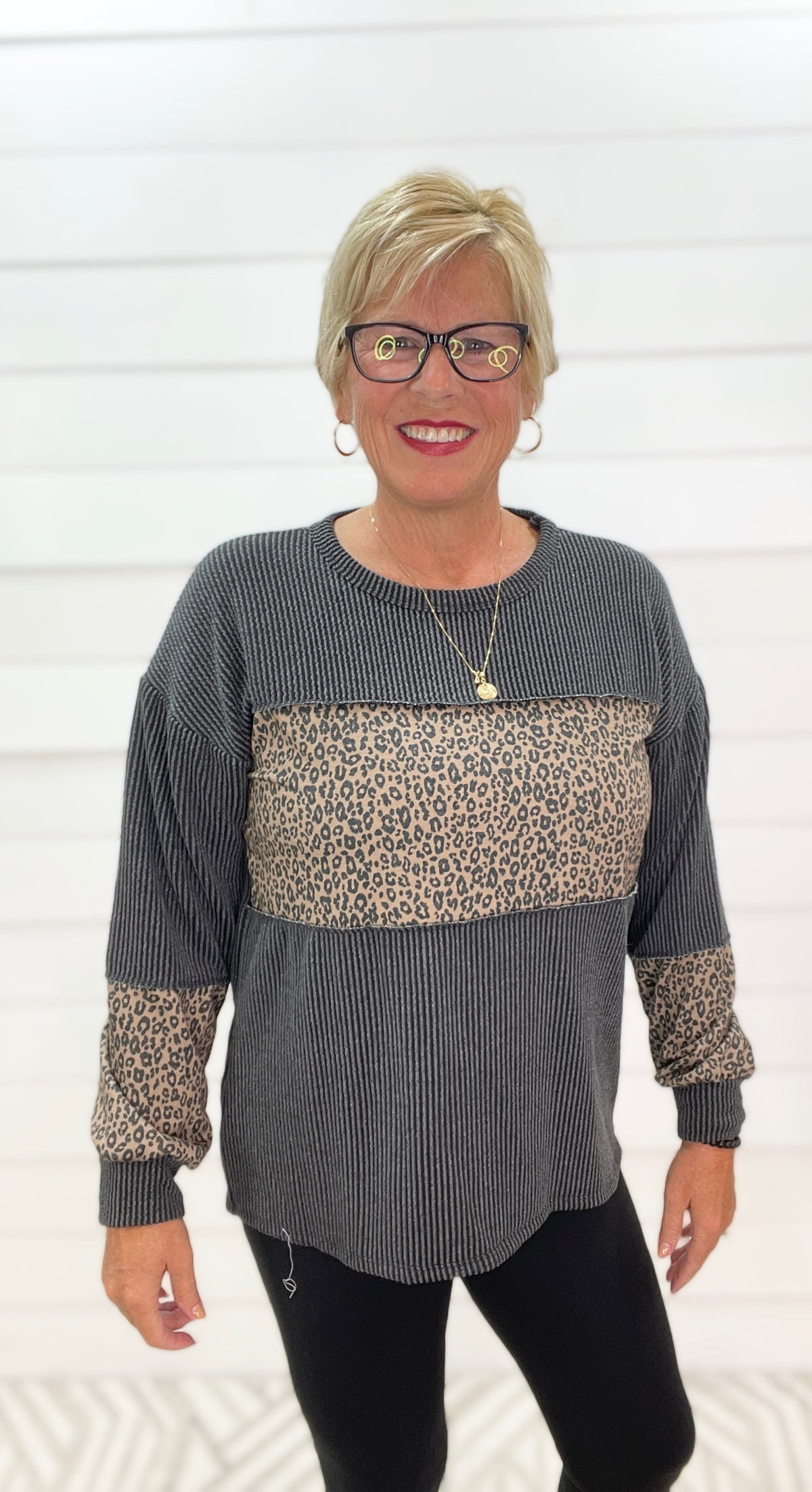 CHARCOAL RAISED RIBBED COLORBLOCK LONG SLEEVE KNIT TOP