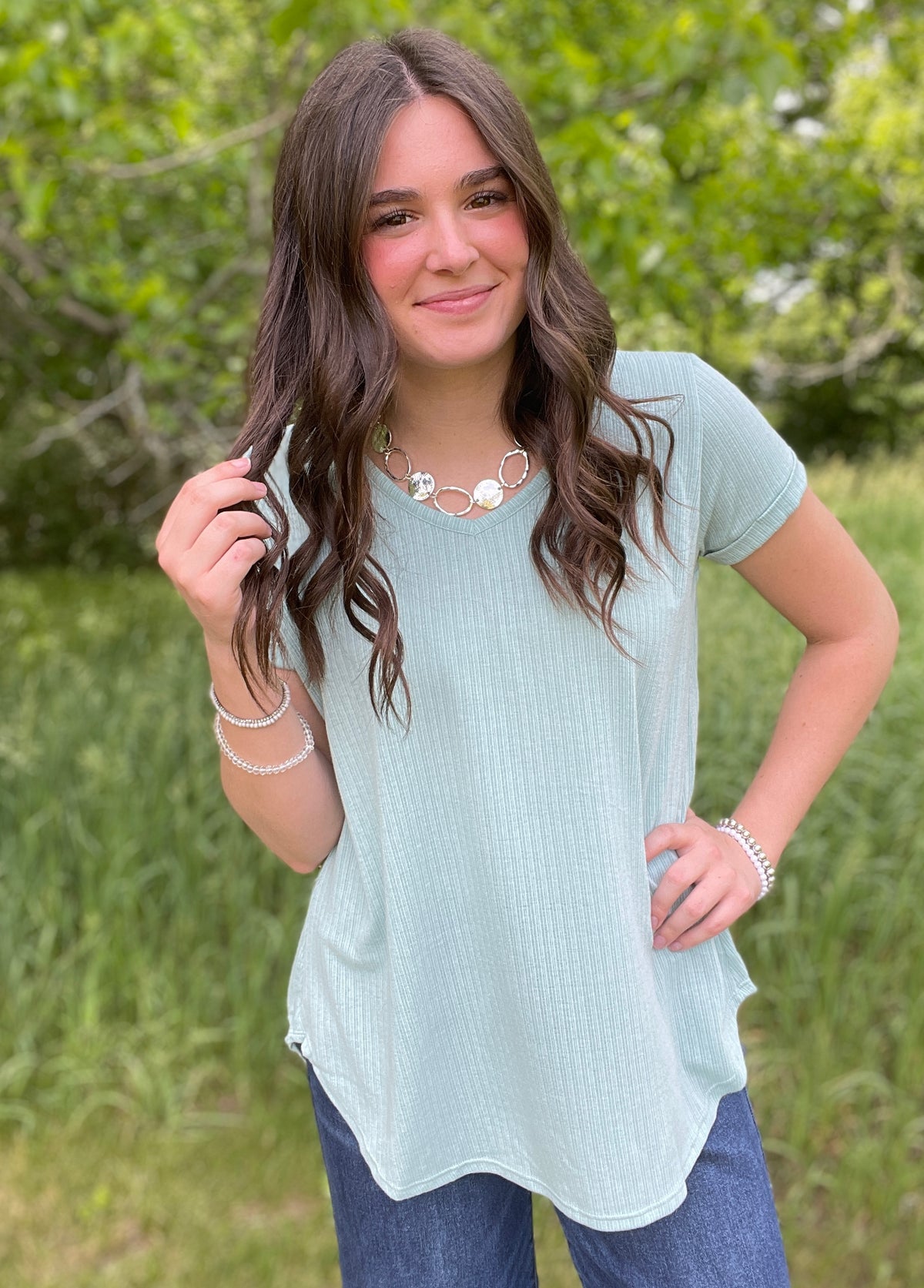 MINT RIBBED V NECK KNIT TOP