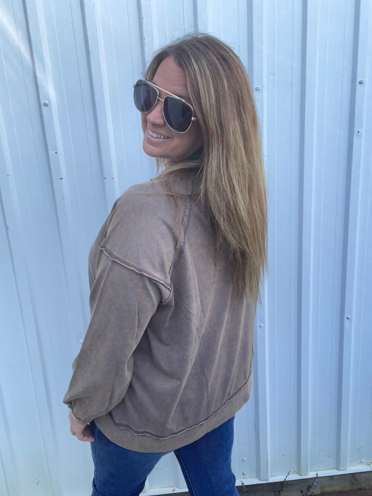 MOCHA MINERAL WASH HORSESHOE OVERSIZED TOP