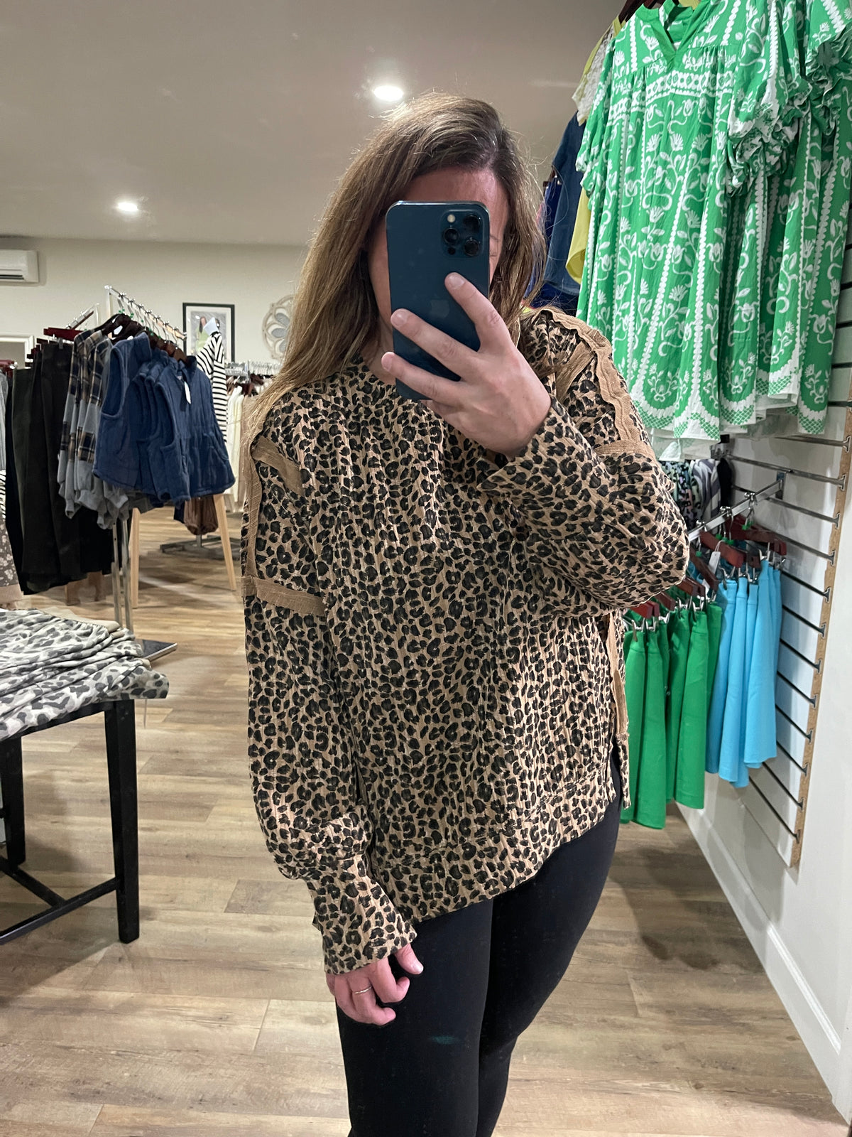 ANIMAL PRINT OVERSIZED KNIT TOP