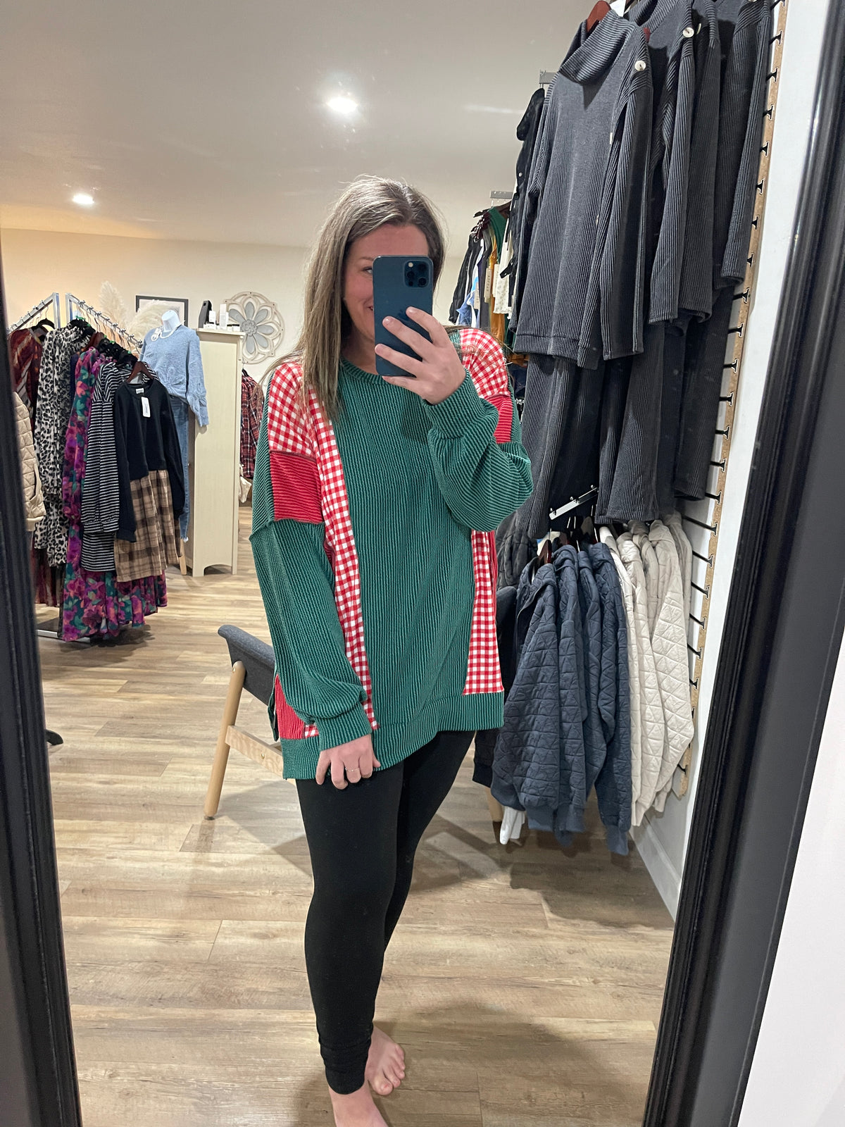 HUNTER GREEN/RED CHECK/ RED RAISED RIBBED OVERSIZED CONTRAST KNIT TOP
