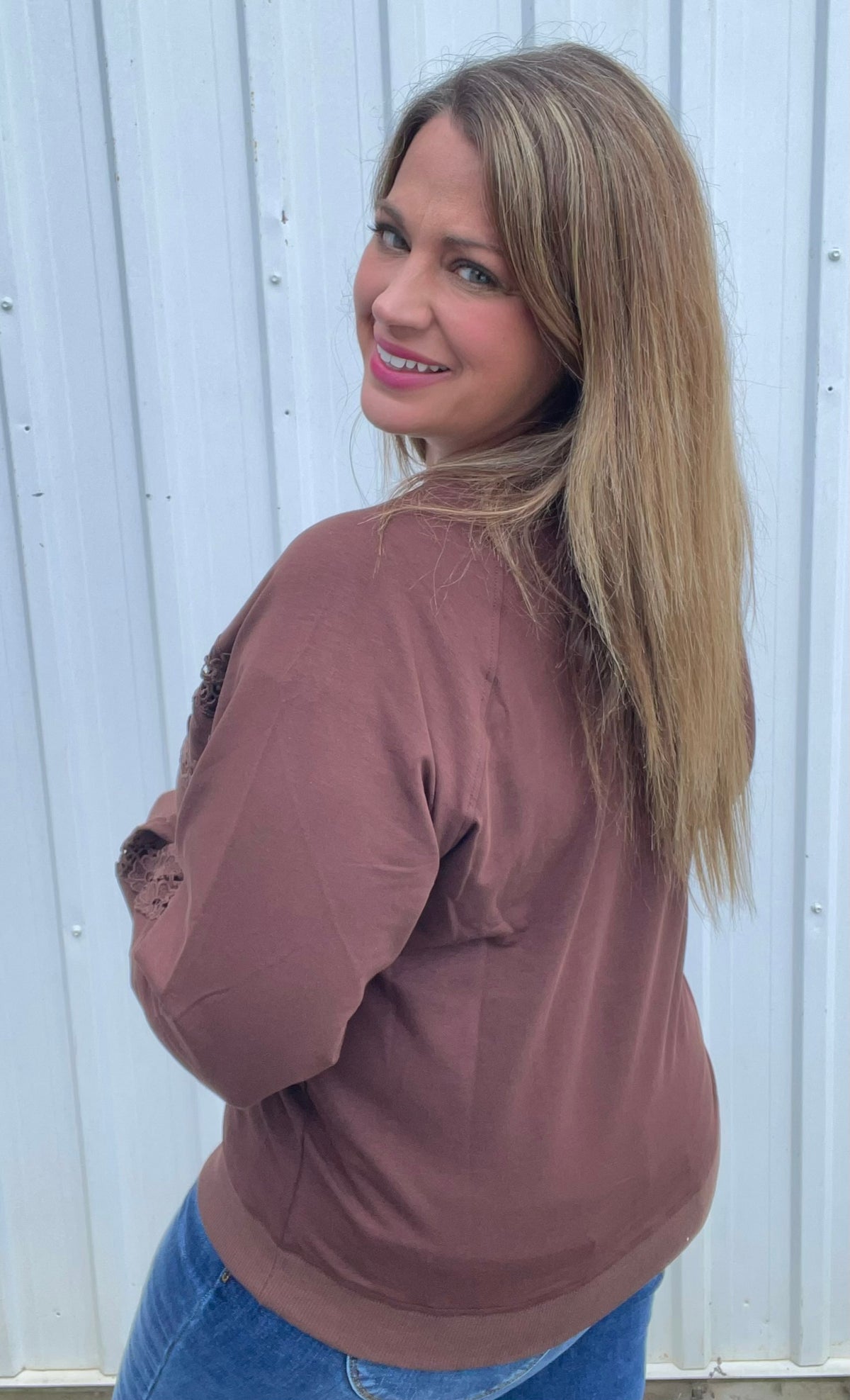 CHOCOLATE LACE TRIM PULLOVER