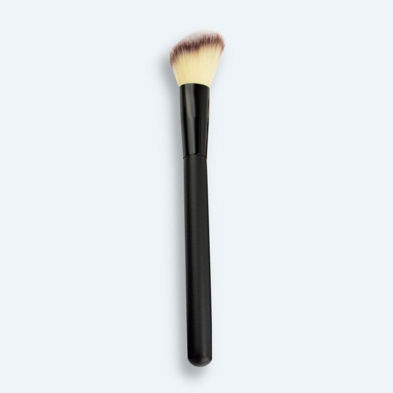 Angled Contour/Cheek Brush