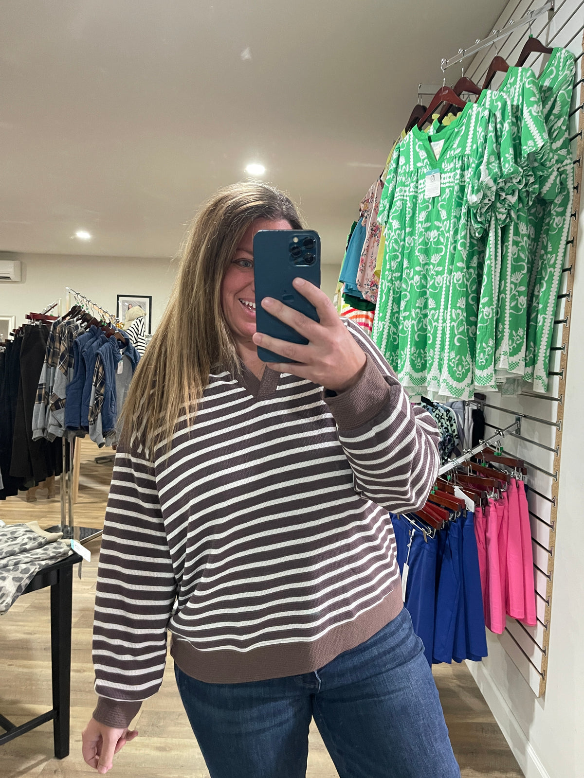 BROWN STRIPED V NECK CLOUD FABRIC KNIT TOP