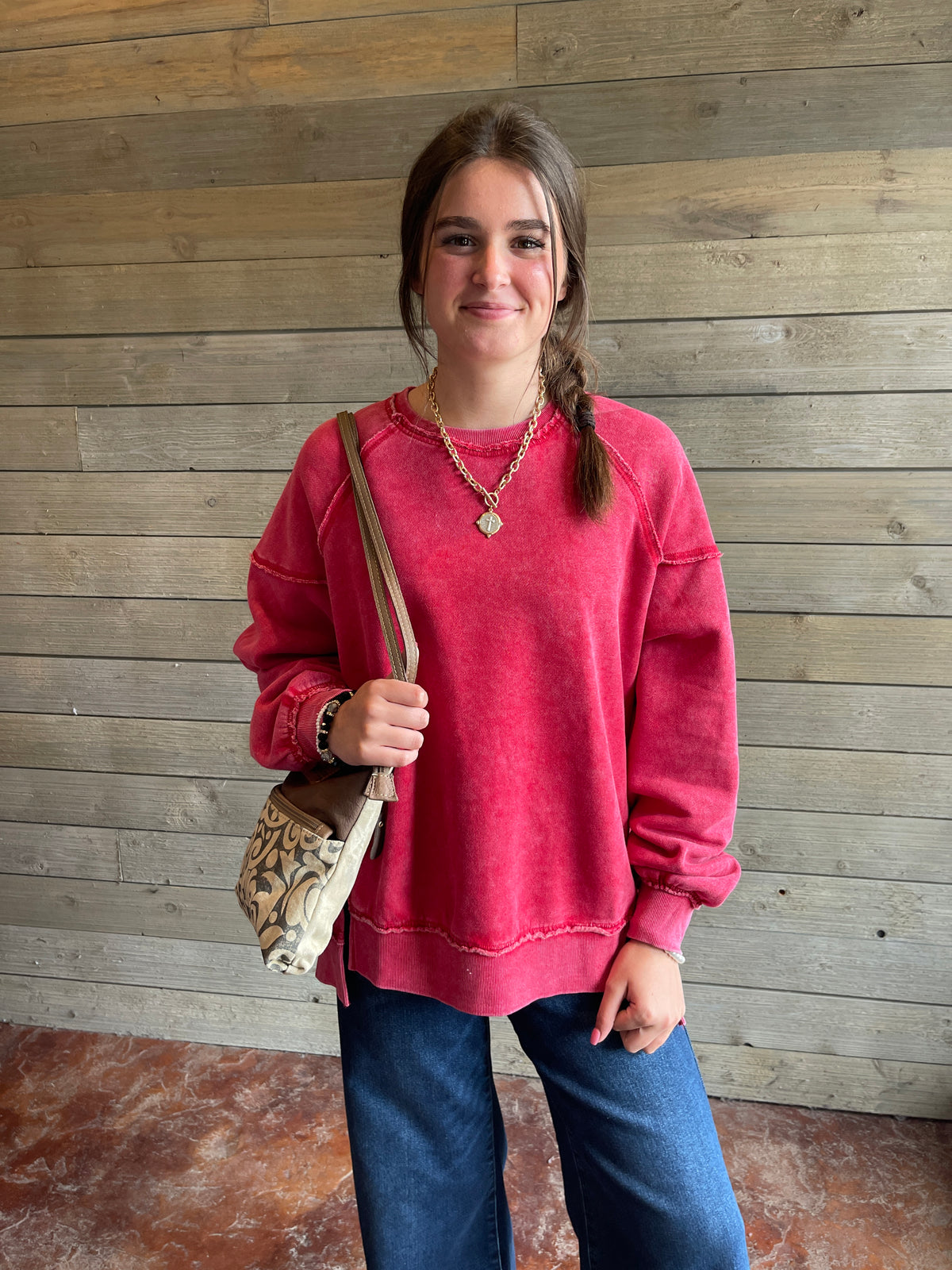 RED MINERAL WASH SOFT FLEECE LINING OVERSIZED PULLOVER