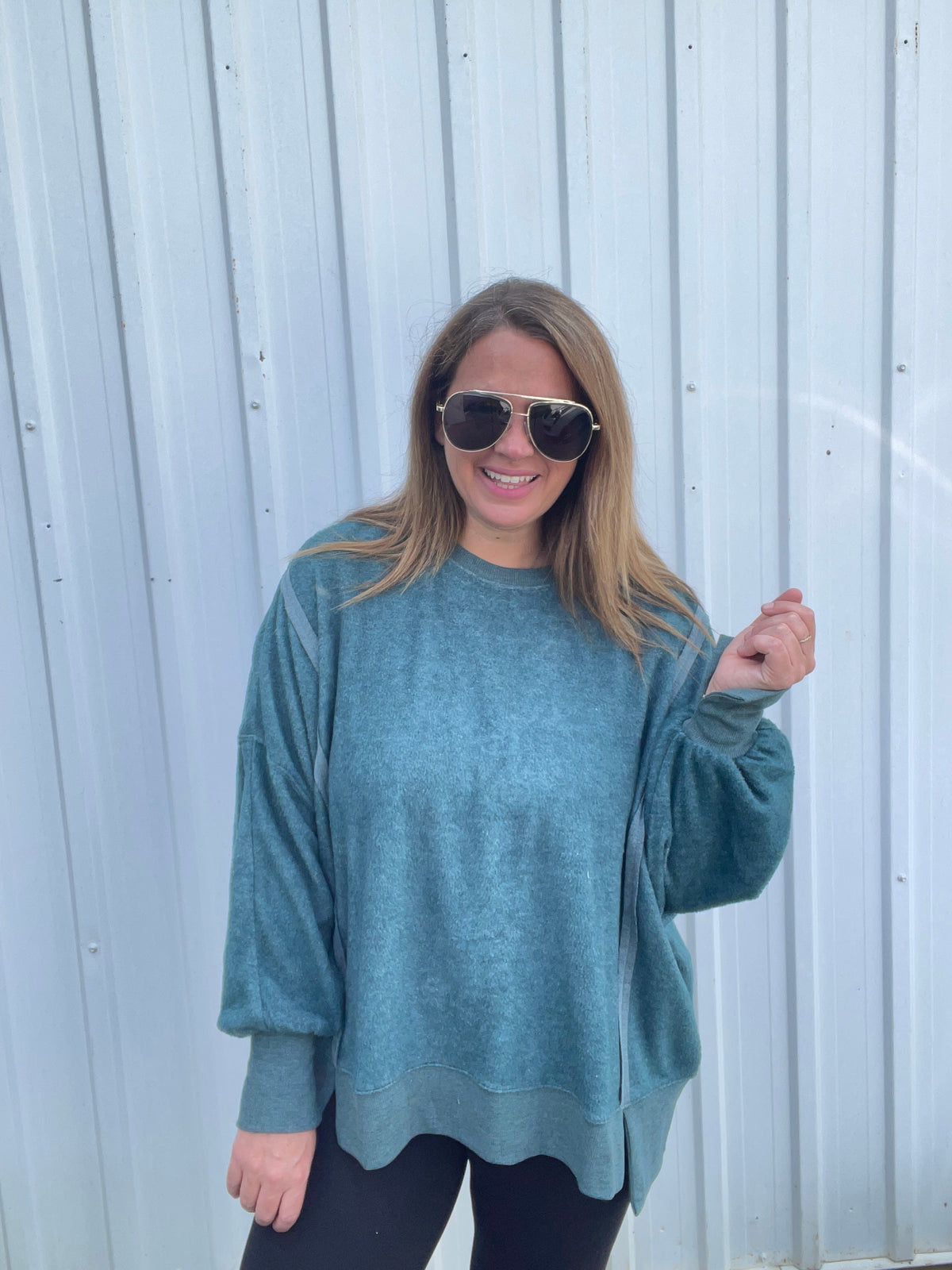 HUNTER LACE TRIM PULLOVER