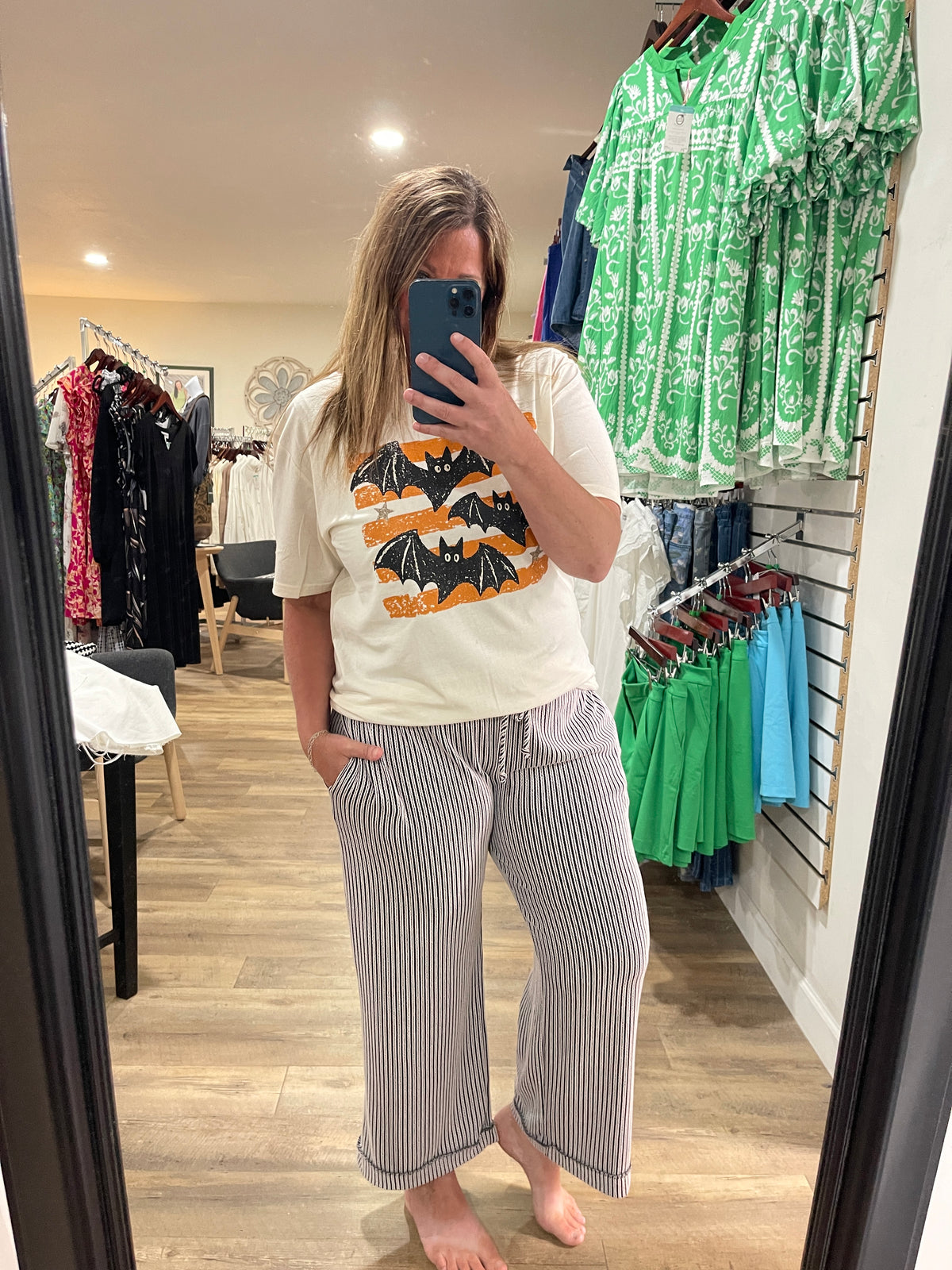BLACK/WHITE RAISED RIBBED CROPPED KNIT PANTS