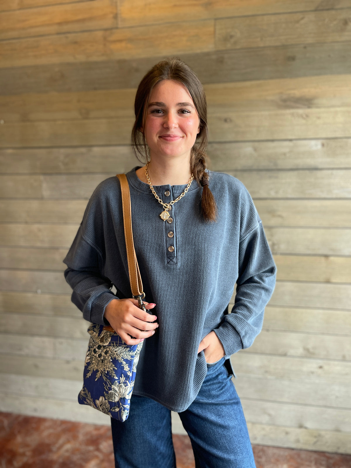 NAVY RIBBED TEXTURED HALF BUTTON TOP