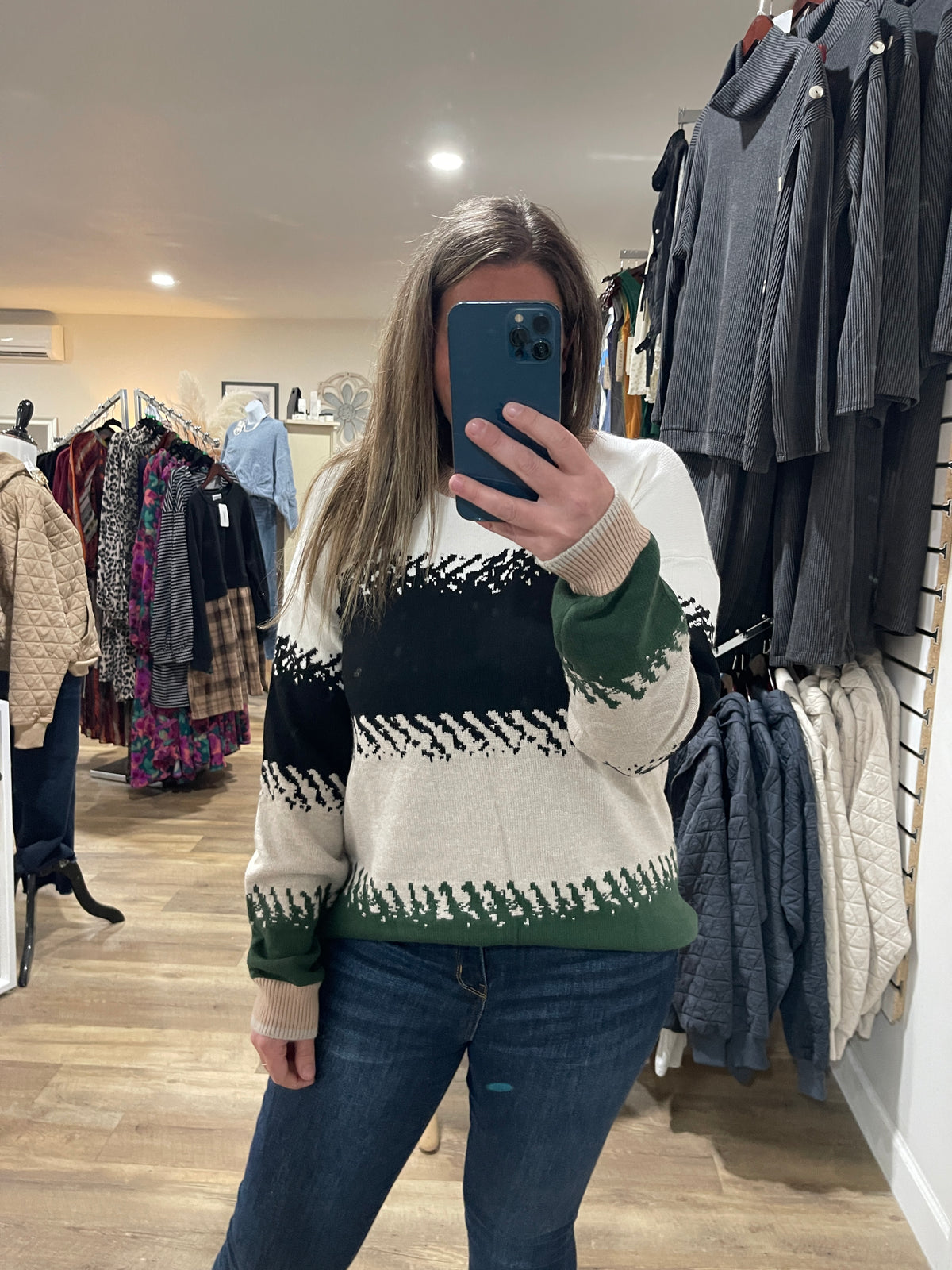 CREAM/BLACK/TAUPE/GREEN COLORBLOCK KNIT PULLOVER SWEATER