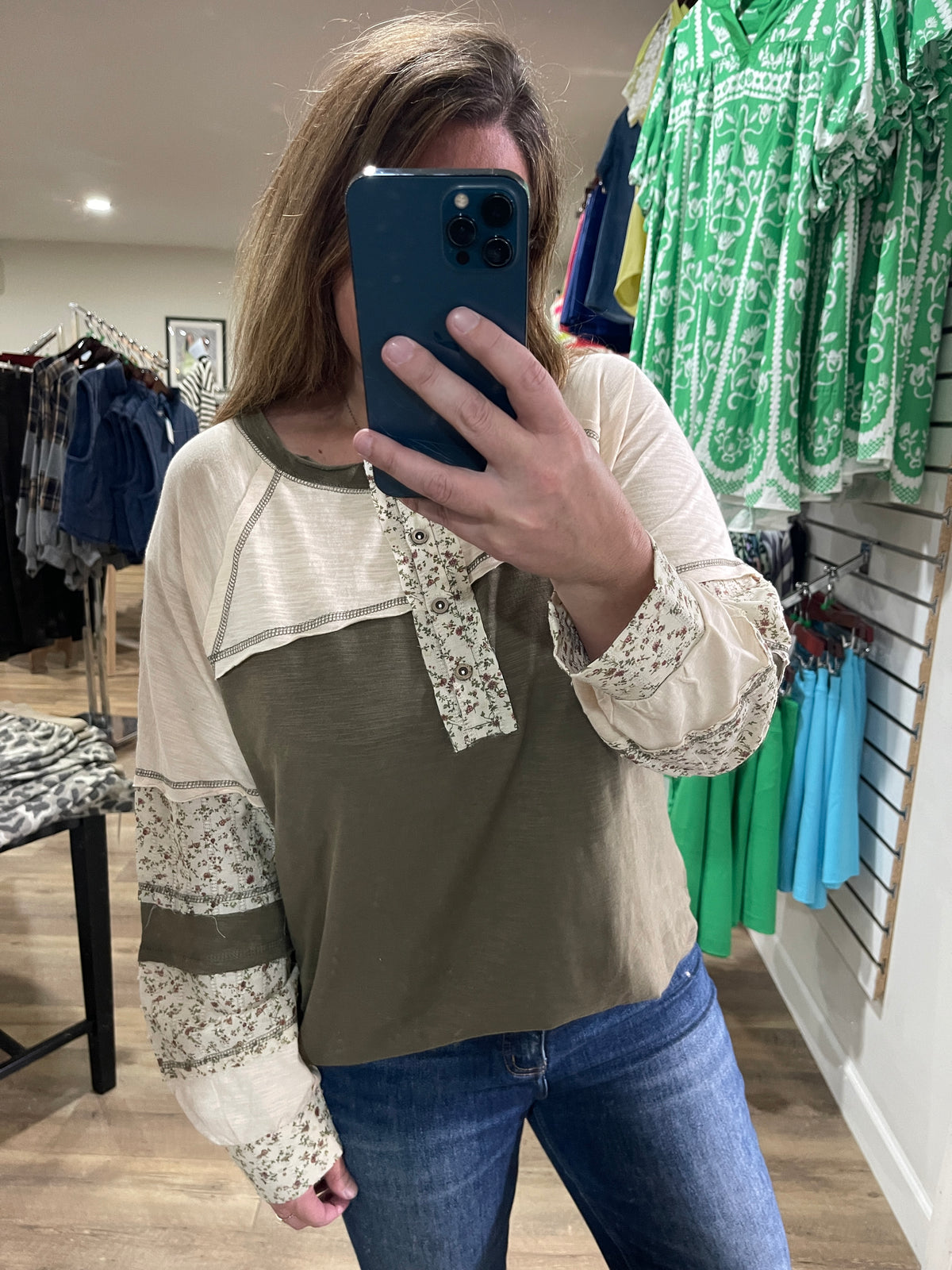 OLIVE COLOR BLOCK KNIT TOP W/ FLORAL TRIM AND HENLEY NECKLINE