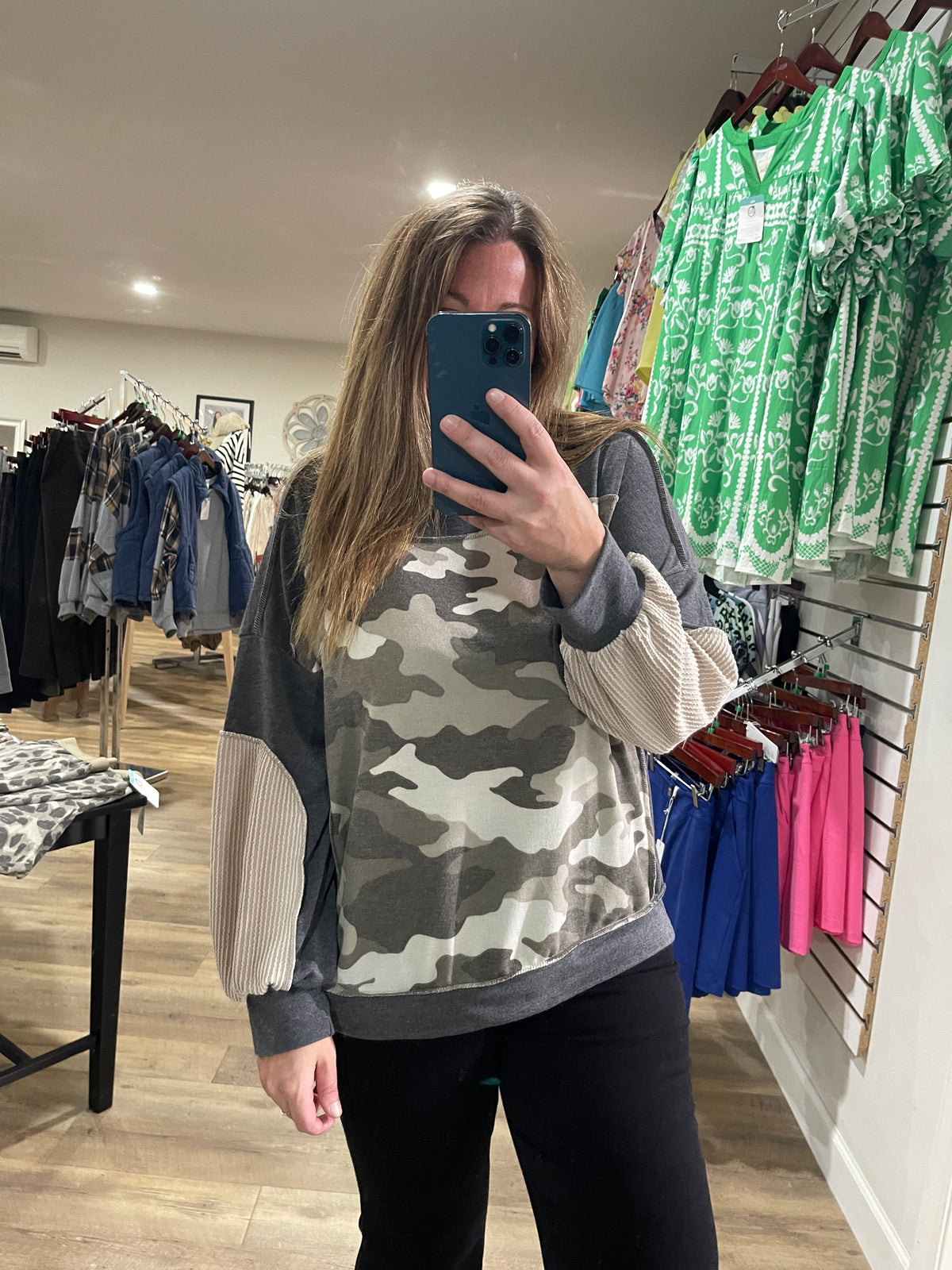 CHARCOAL/OLIVE CAMO LIGHT WEIGHT HOODIE