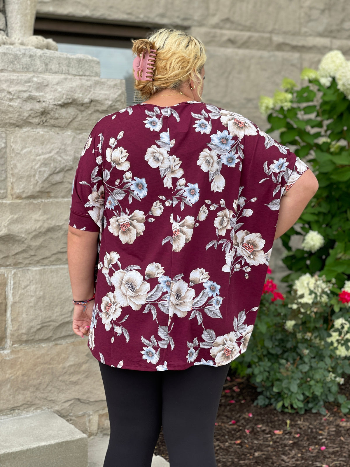 WINE FLORAL OVERSIZED WRINKLE FREE TOP