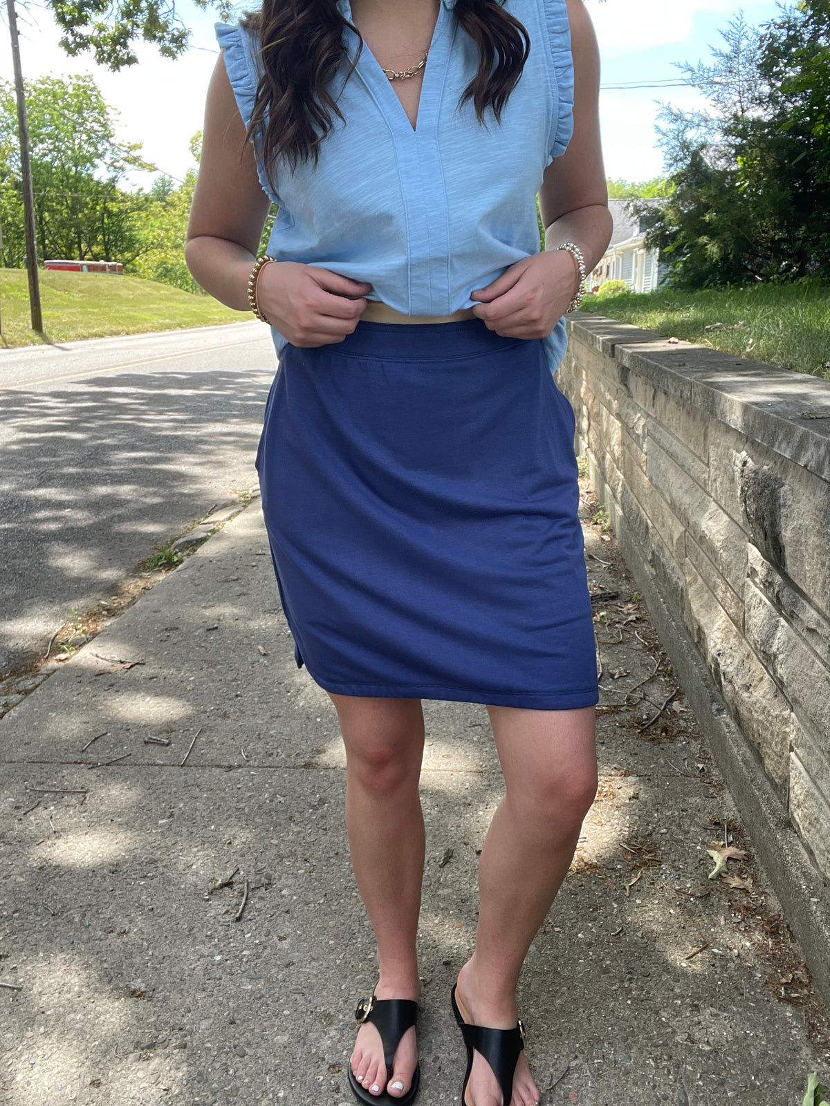 NAVY KNIT PULL ON SKORT