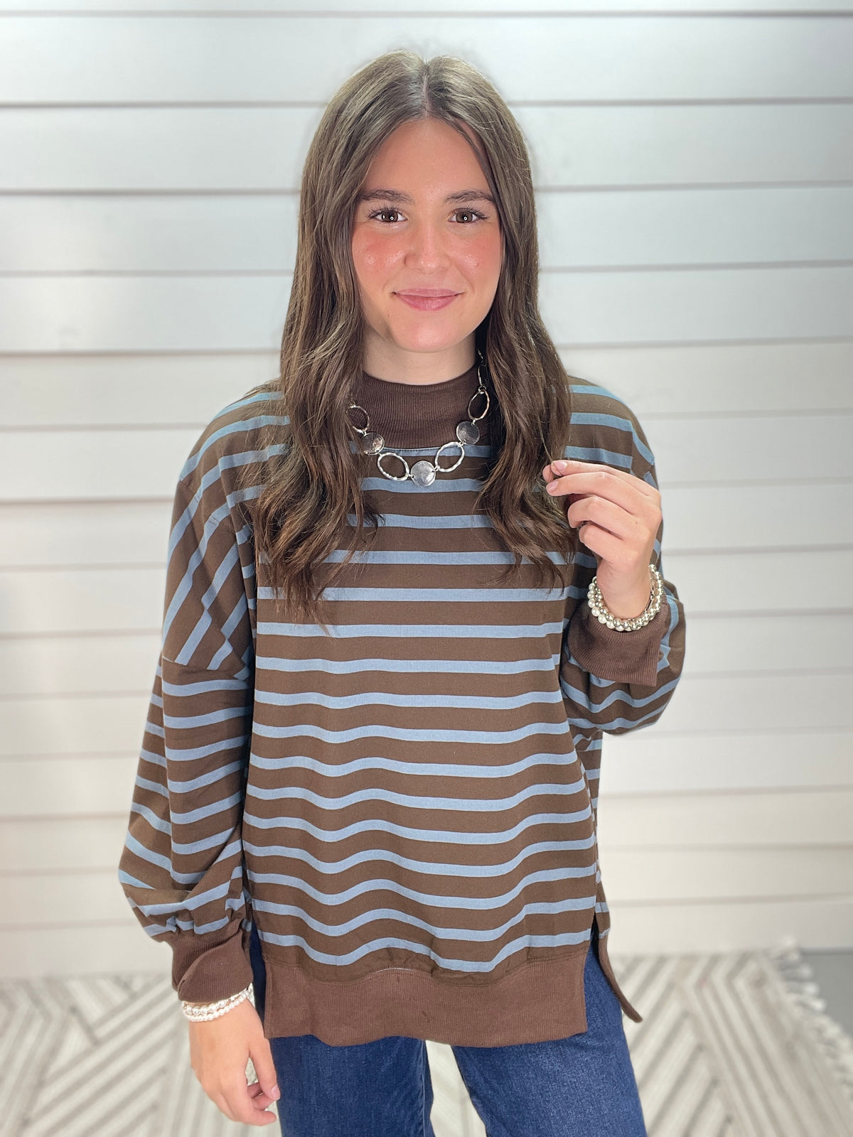 BROWN/DARK BLUE STRIPED OVERSIZED MOCK NECK KNIT TOP