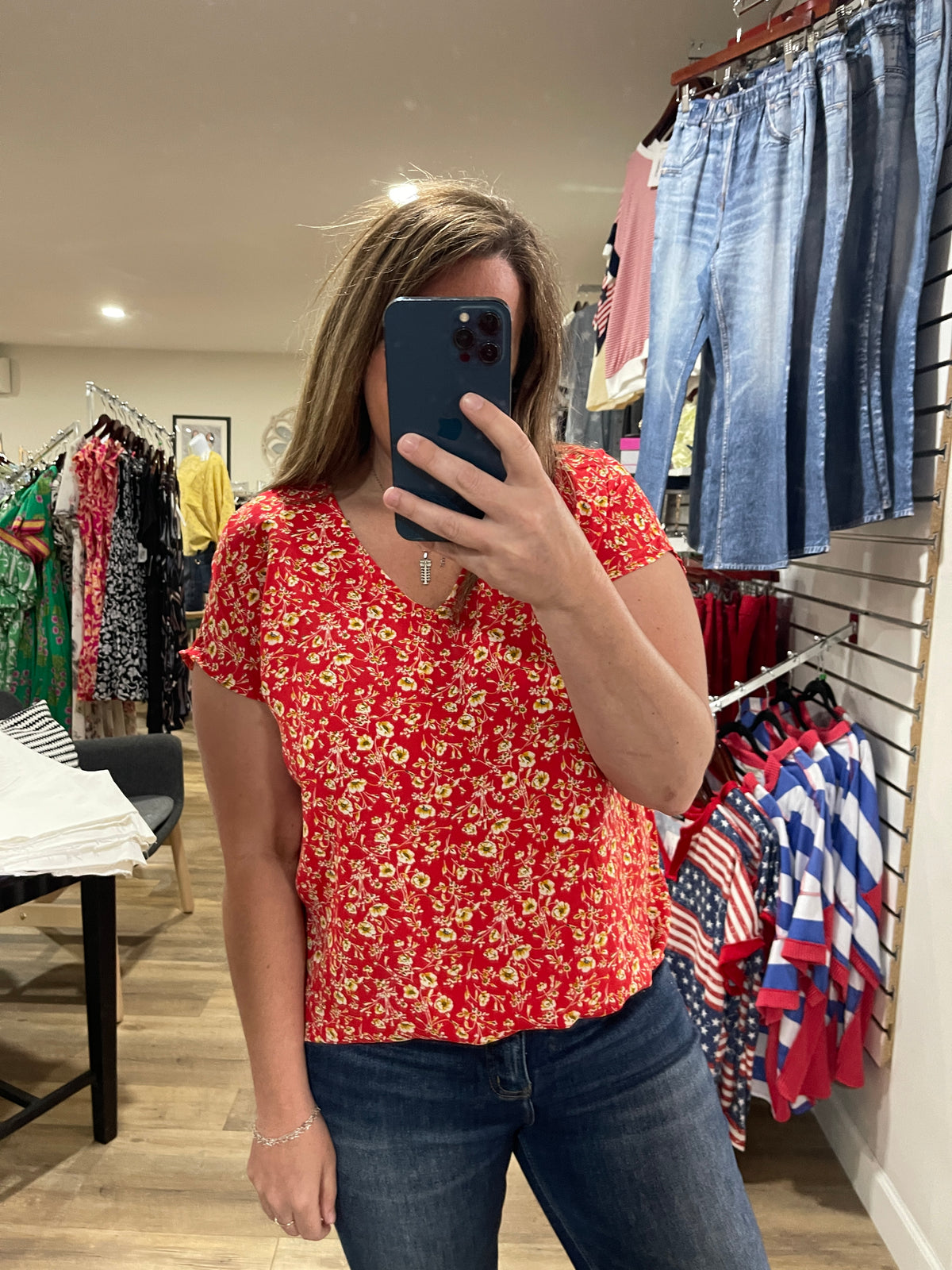 RED FLORAL WOVEN V NECK TOP
