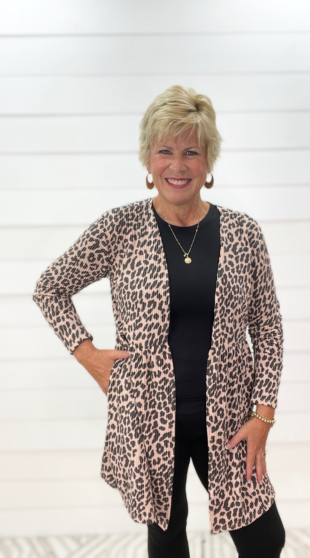 TAUPE ANIMAL RASIED RIBBED MID LENGTH CARDIGAN