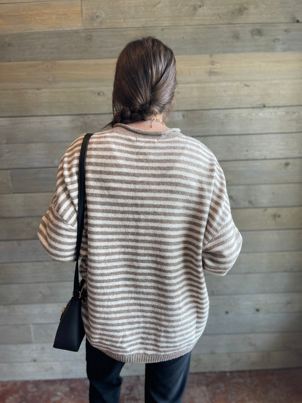 MOCHA/CREAM STRIPED ROLLED EDGE HENLEY RELAXED PULLOVER SWEATER