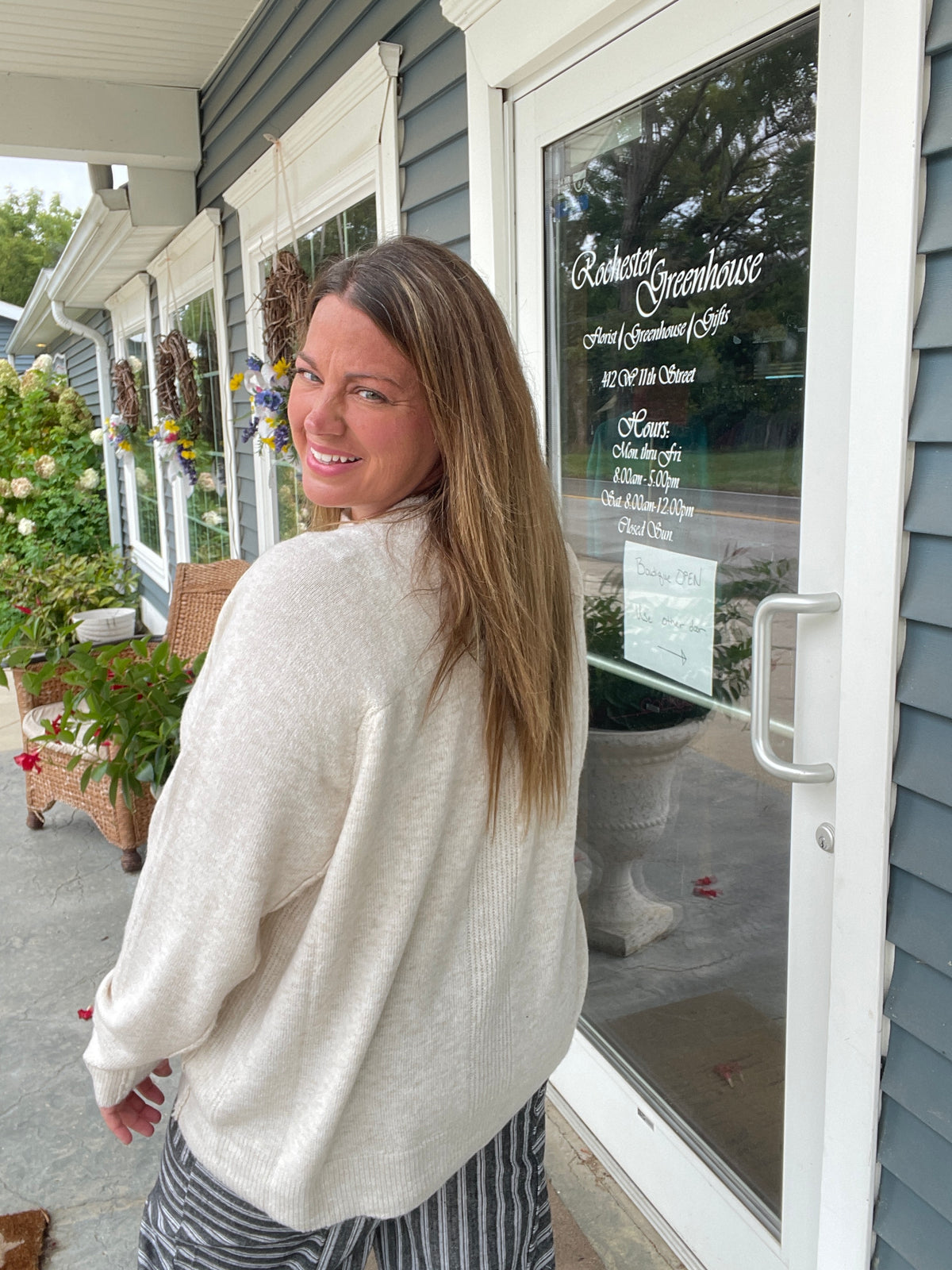 OATMEAL High-Low Hem, Long Sleeve, Super Soft, Oversized LIGHT WEIGHT SWEATER