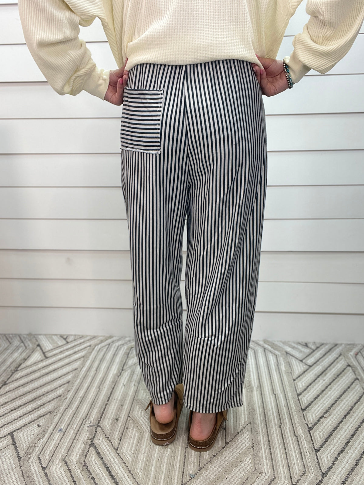 HUNTER GREEN Washed Striped Design Barrel Knit Pants