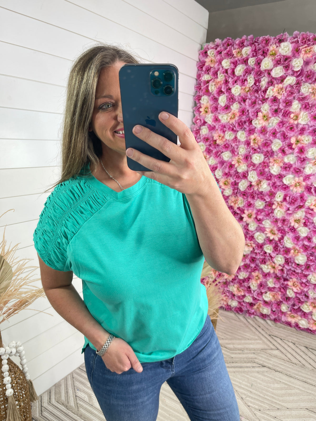 JADE SMOCKED SHOULDER CREW NECK TOP