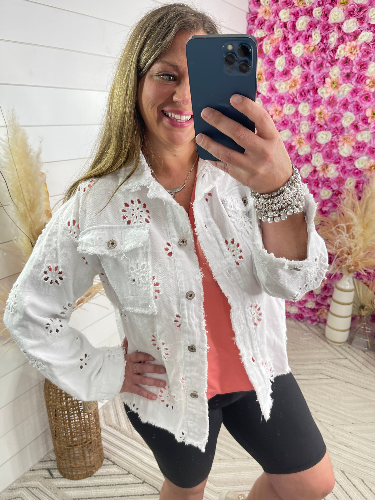 WHITE EMBROIDERED JEAN FLORAL JACKET