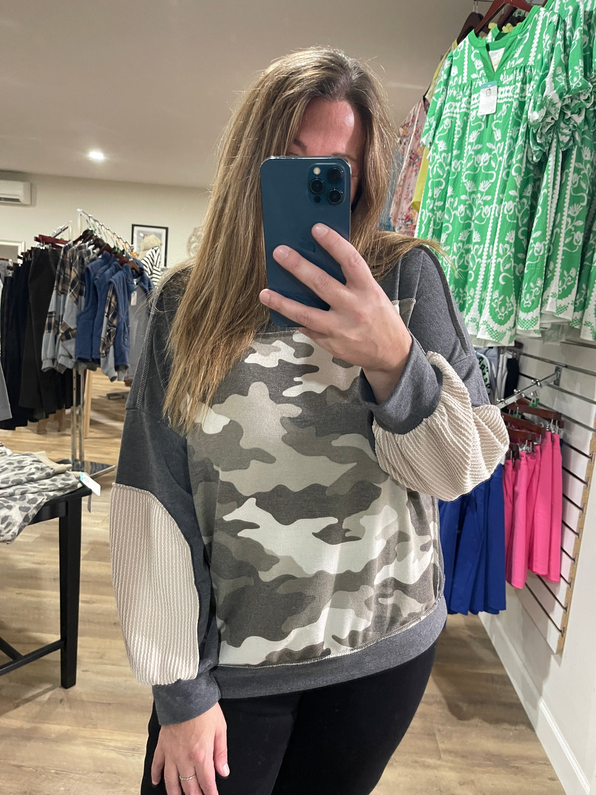 CHARCOAL/OLIVE CAMO LIGHT WEIGHT HOODIE