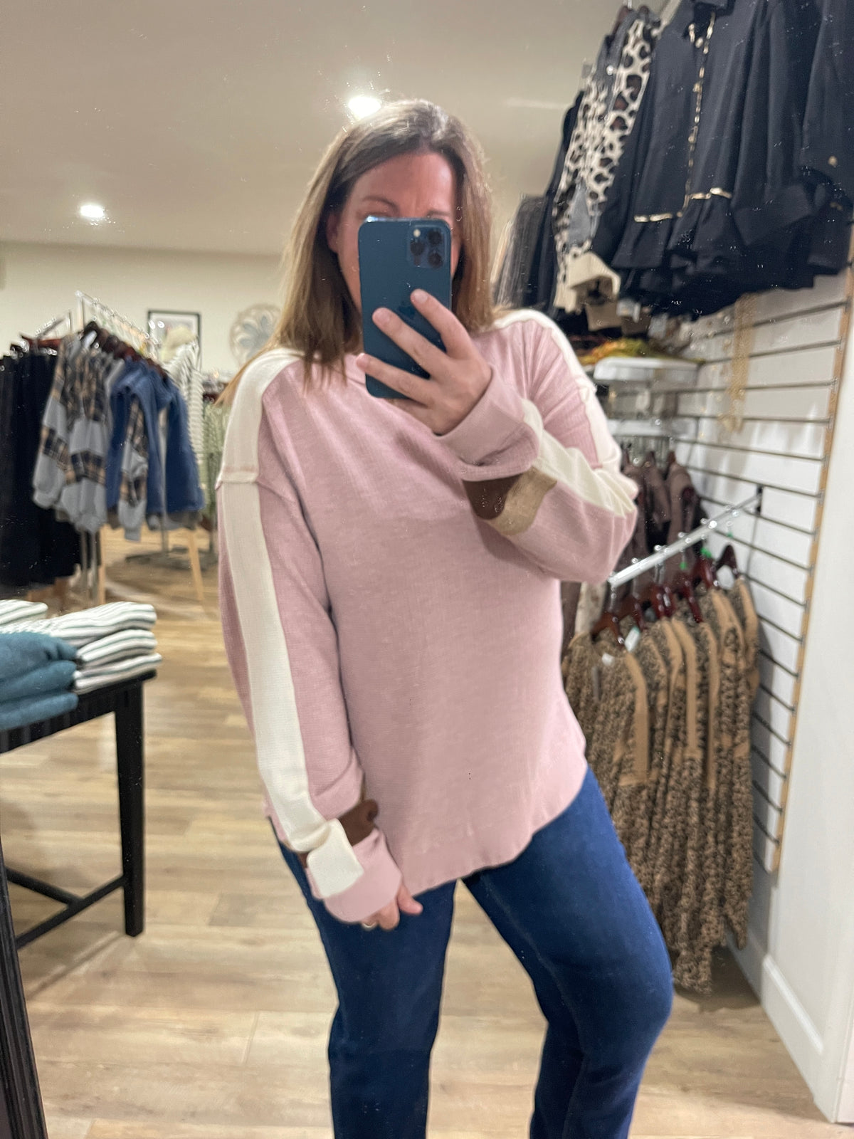 BLUSH WAFFLE TEXTURE VNECK KNIT TOP W/ COLORBLOCK SLEEVE