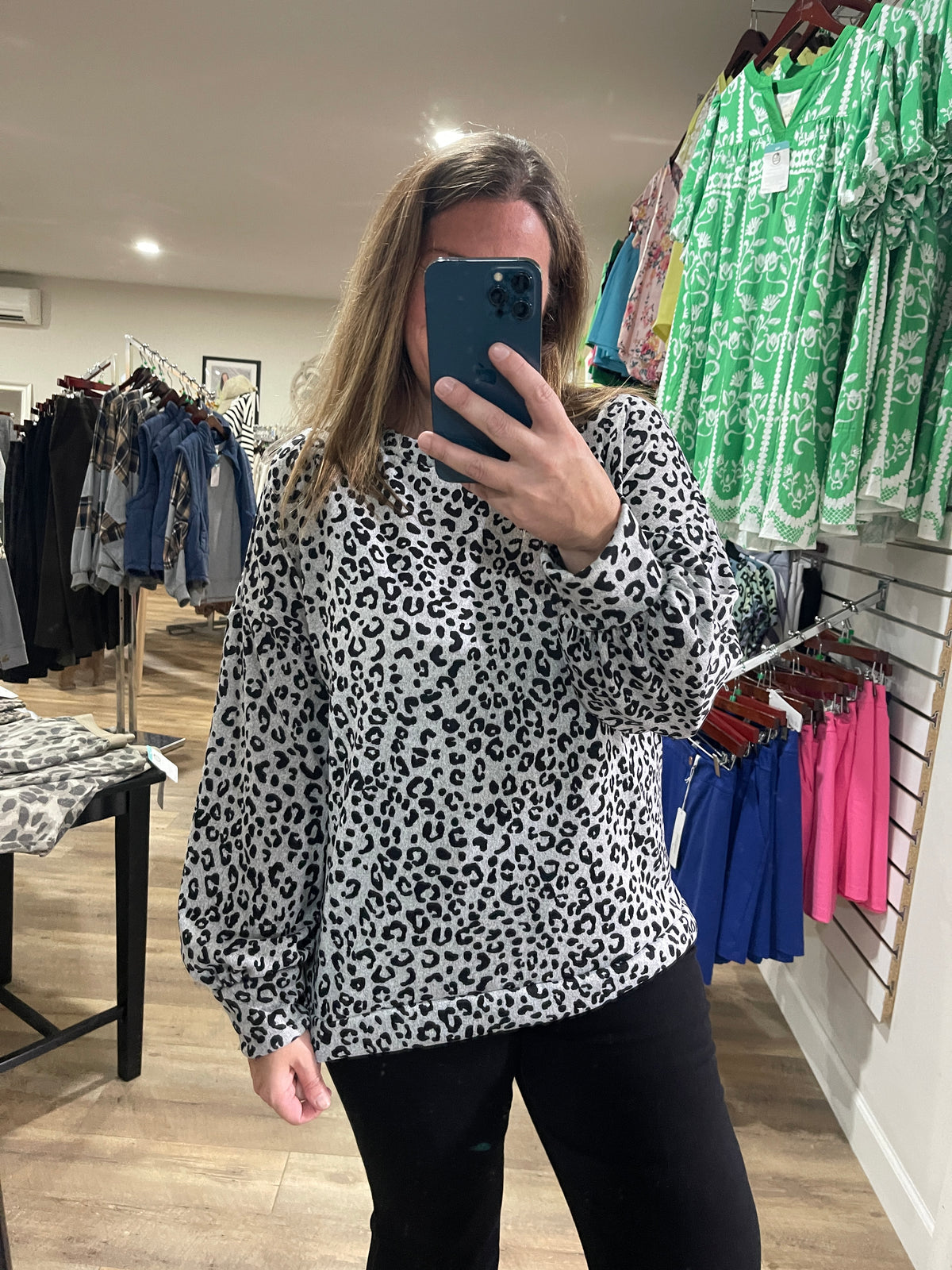 GREY/BLACK ANIMAL PRINT KNIT TOP