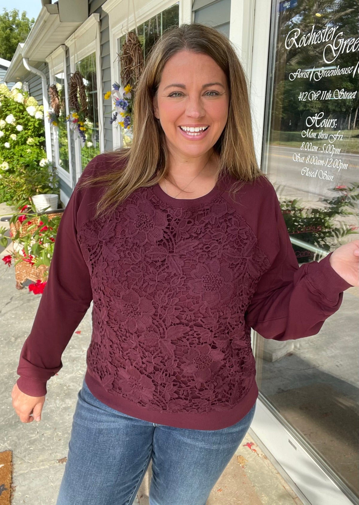 PLUM LACE FRONT PULLOVER