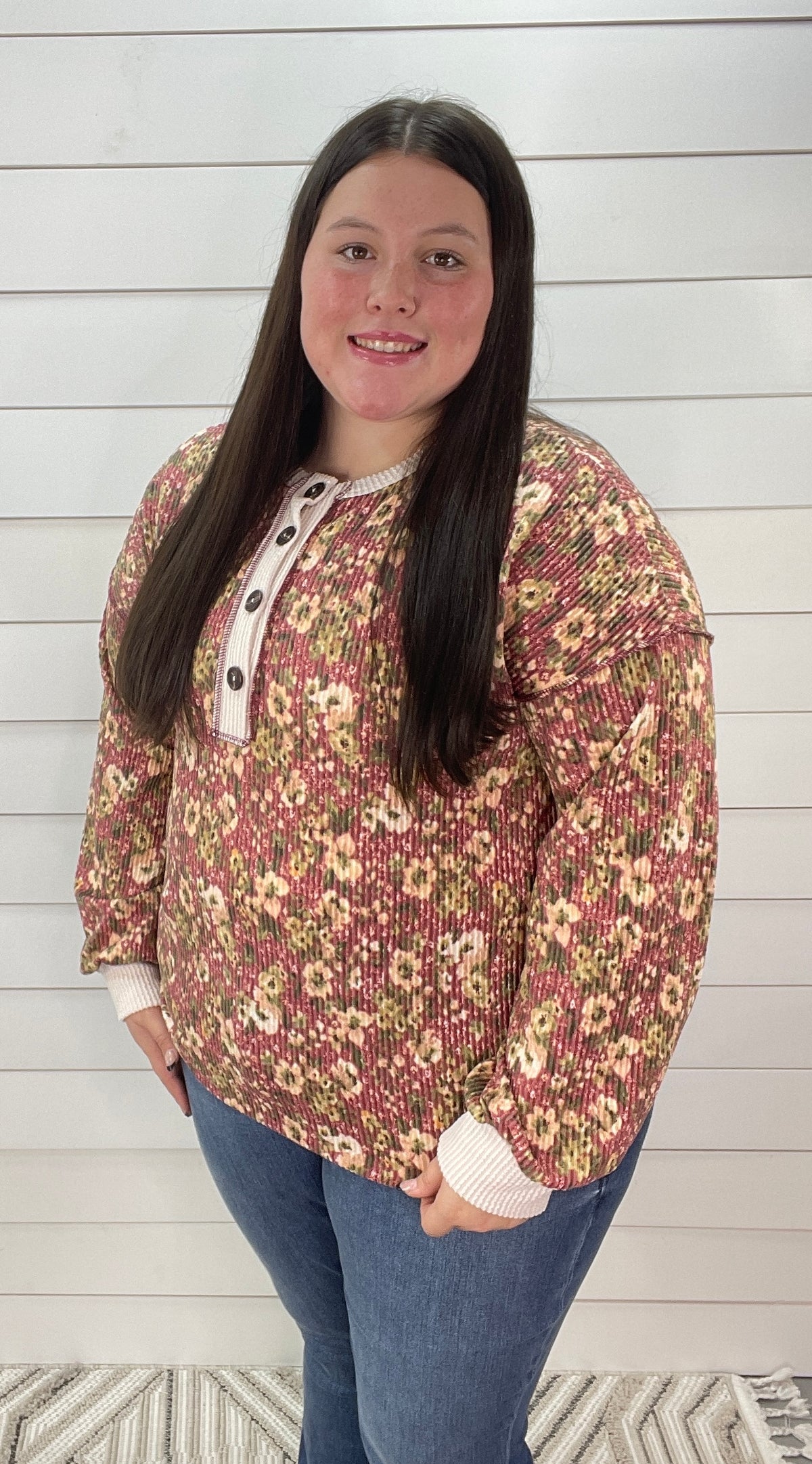 MARSALA FLORAL RAISED RIBBED HENLEY KNIT TOP