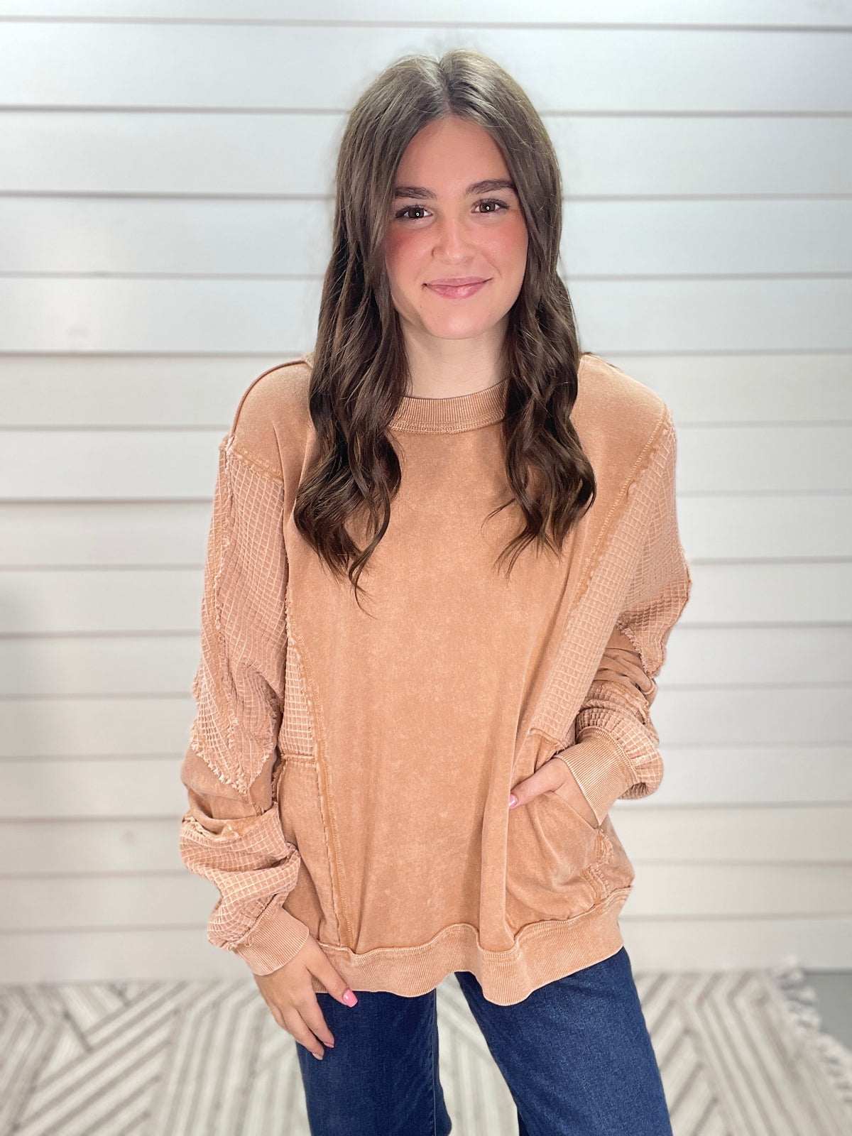 ALMOND MINERAL WASH WAFFLE CONTRAST OVERSIZE TOP