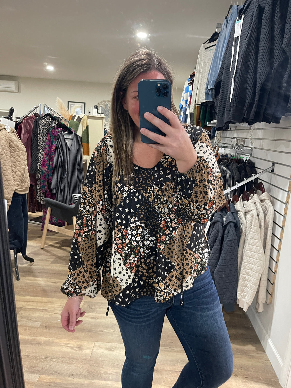 BLACK/TAUPE PATCHWORK PRINT V NECK KNIT TOP