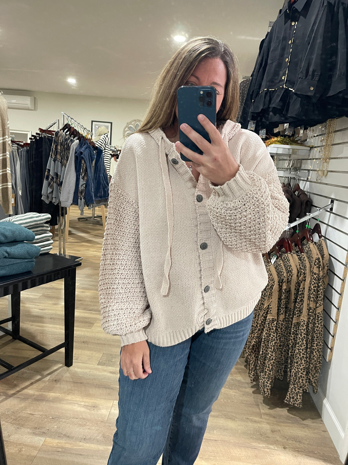 BEIGE BUTTON DOWN HOODED OVERSIZED SWEATER WITH KNITED SLEEVES