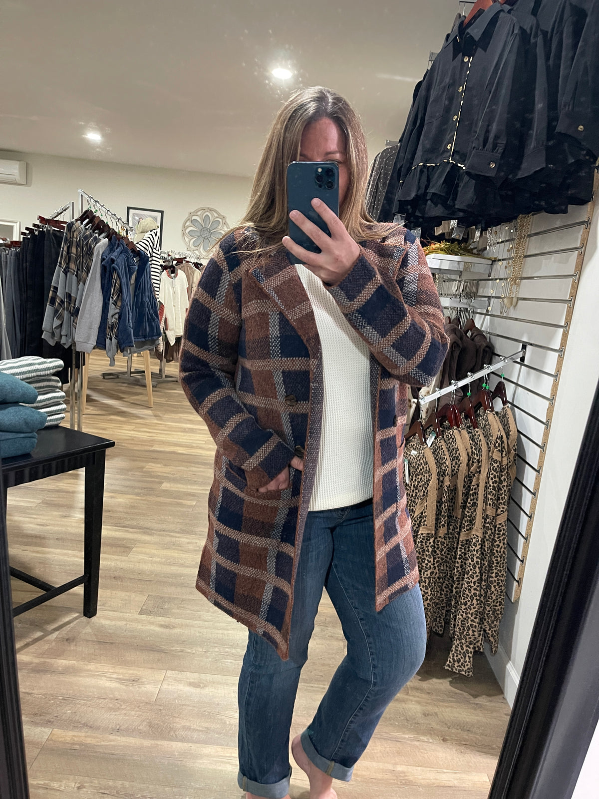 COPPER/ NAVY Check Jacquarded, Tailored Collar CARDIGAN