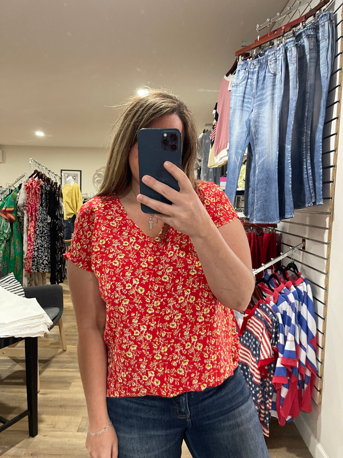 RED FLORAL WOVEN V NECK TOP