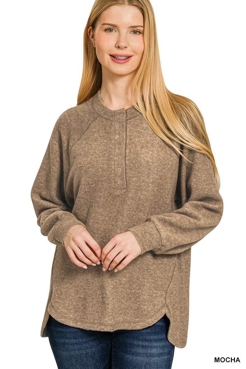 MOCHA BRUSHED KNIT SNAP BUTTON TOP
