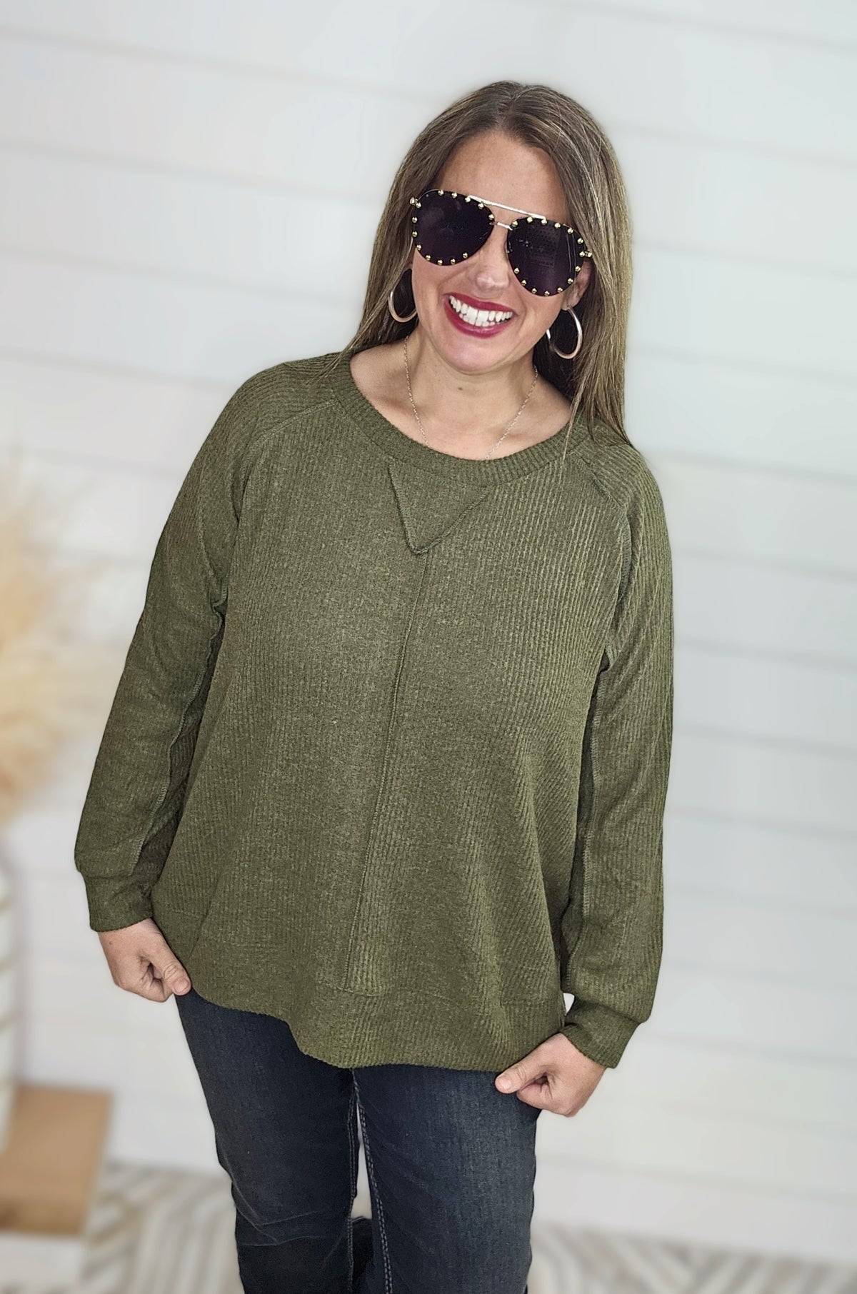 OLIVE BRUSHED RIBBED EXPOSED SEAMS TOP