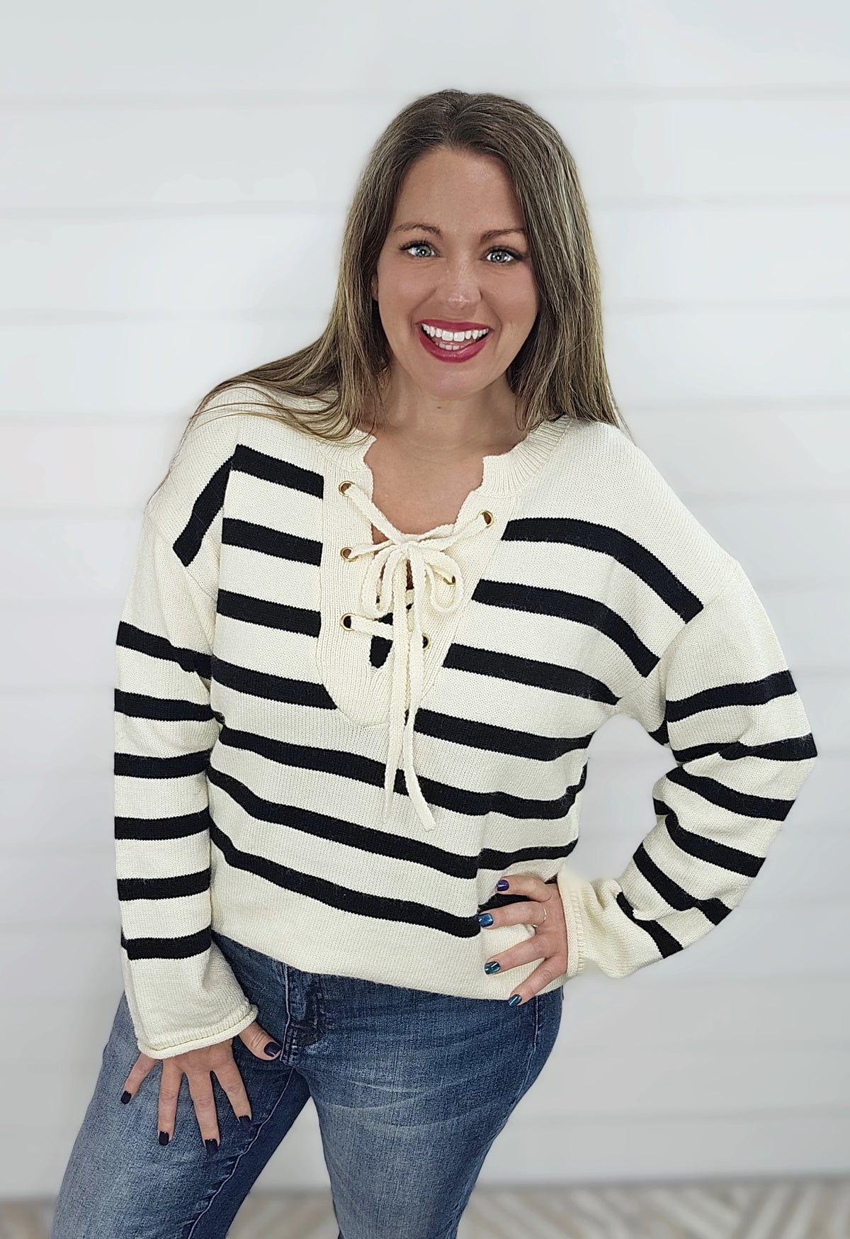 IVORY/BLACK STRIPED LACE UP KNIT TOP