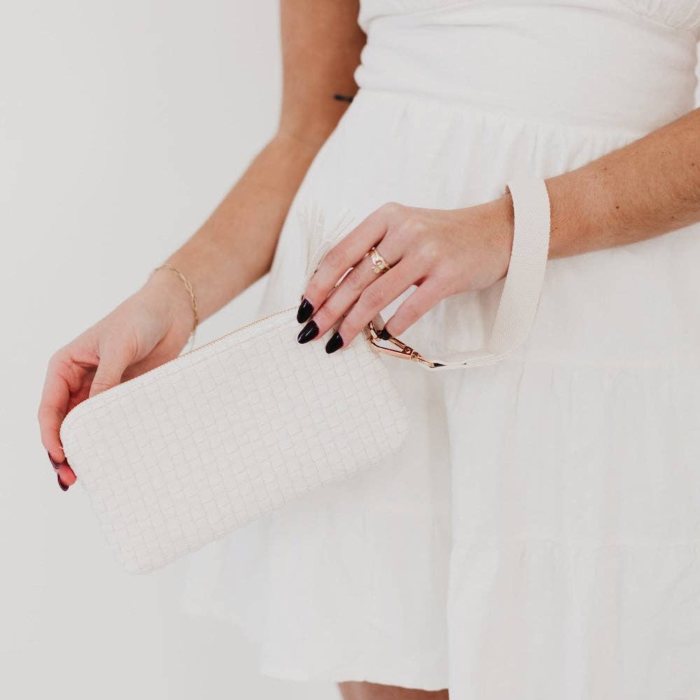Pretty Simple - Emma Woven Clutch Wristlet: Brown