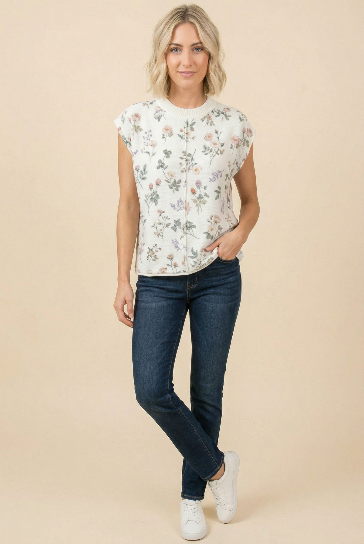 BOMBOM - TA2497 Floral Textured Sleeveless Knit Top: L