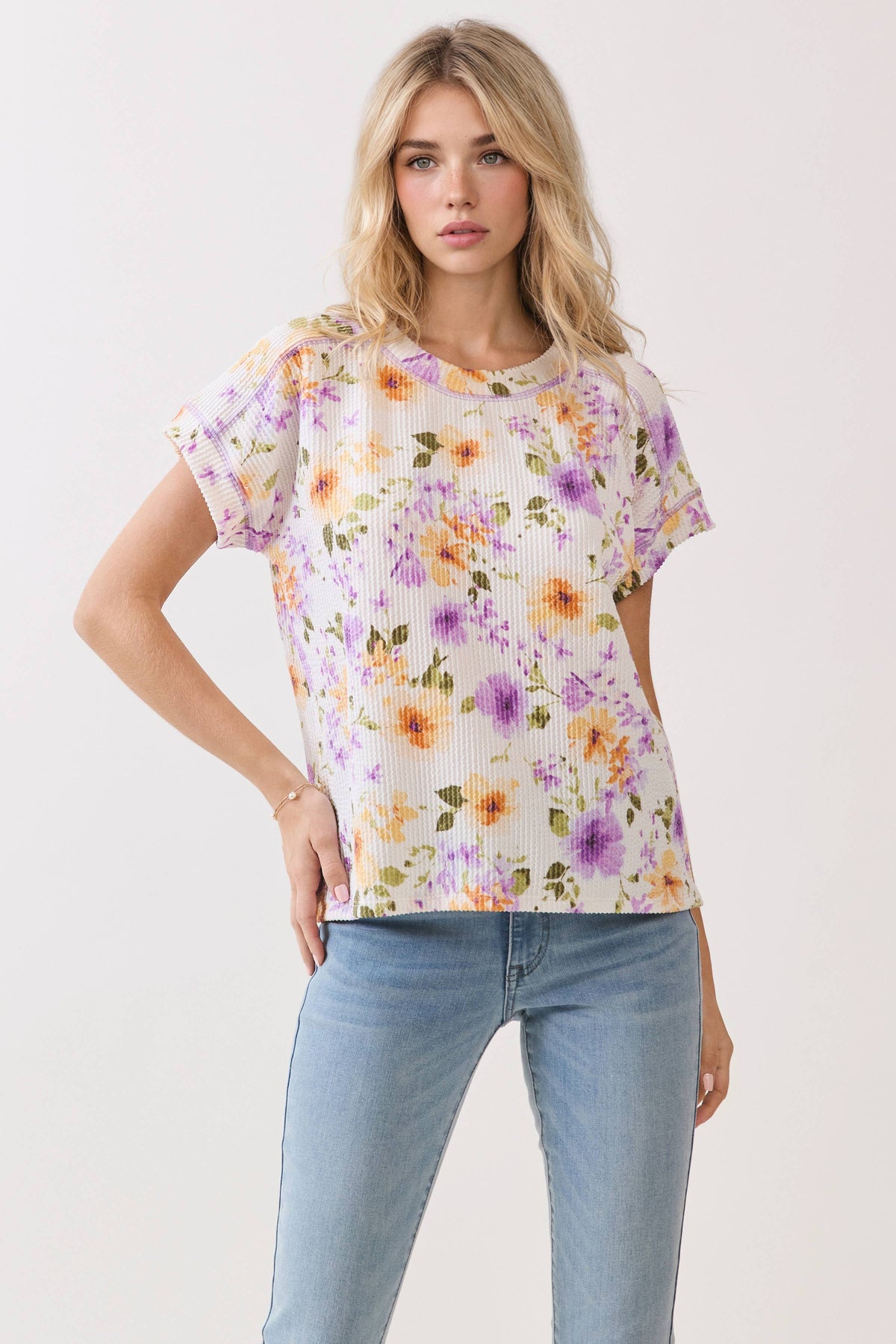 BOMBOM - TA2430 Floral Ribbed Short Sleeve Knit Top: Floral / English / S