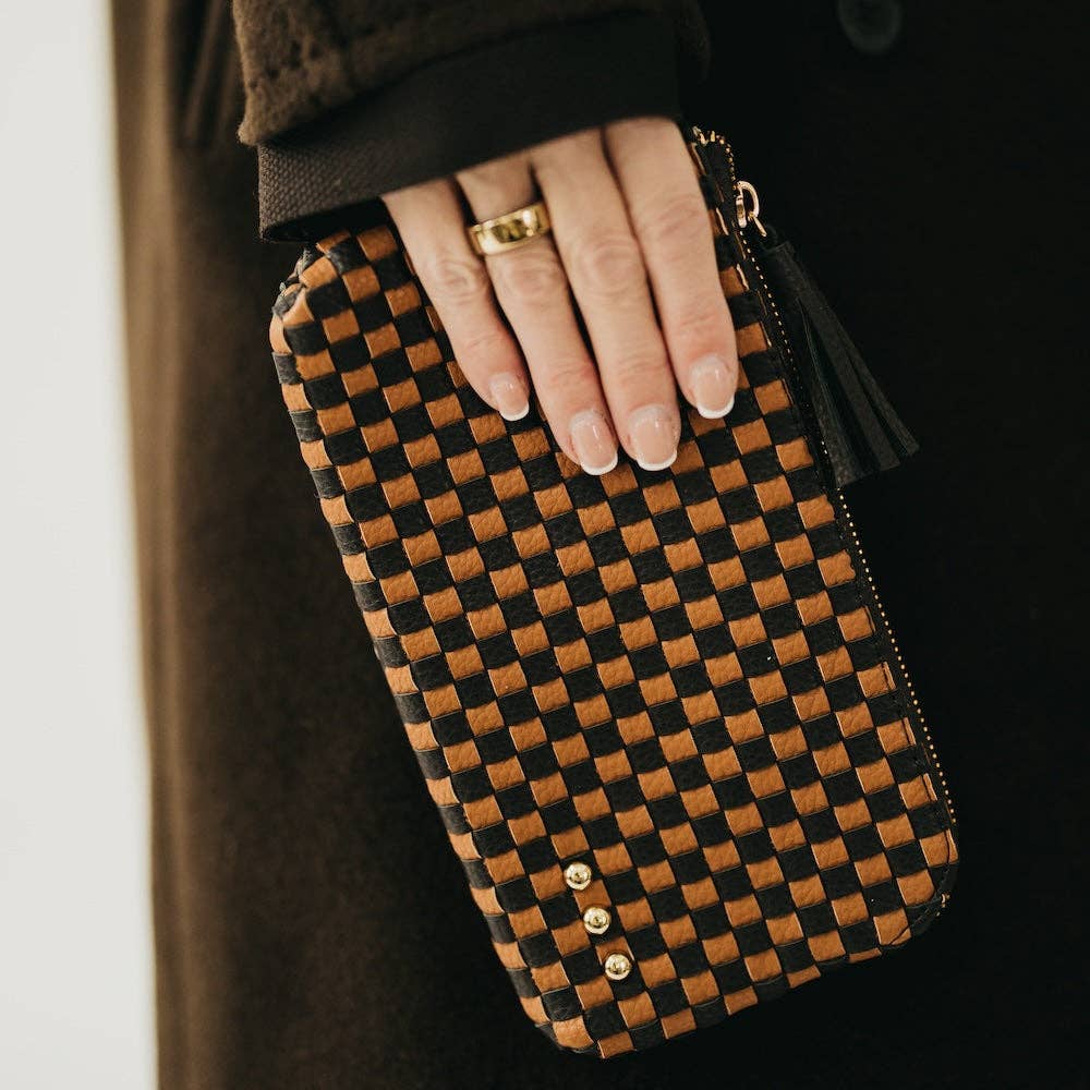 Pretty Simple - Emma Woven Clutch Wristlet: Black