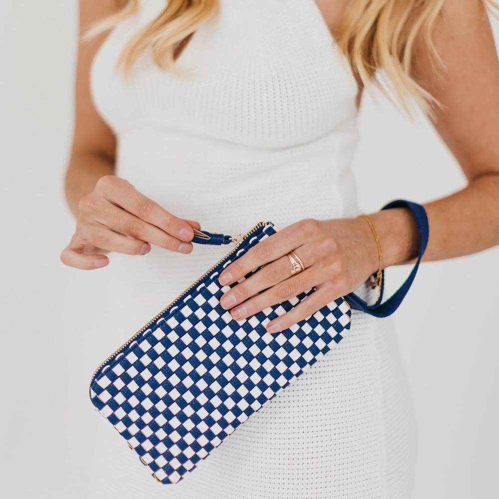 Pretty Simple - Emma Woven Clutch Wristlet: Black