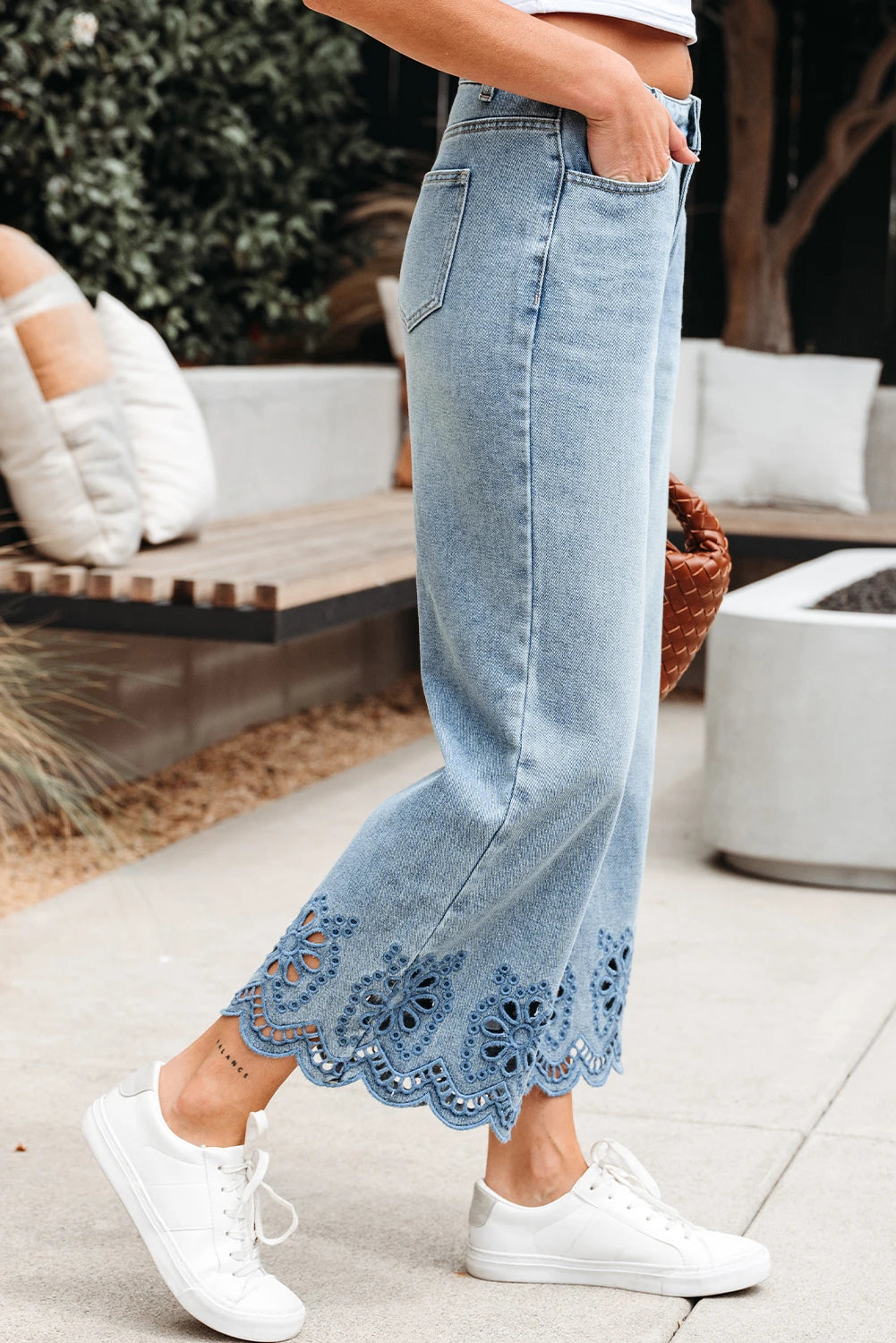 DENIM CROPPED WIDE LEG EMBROIDERED JEANS
