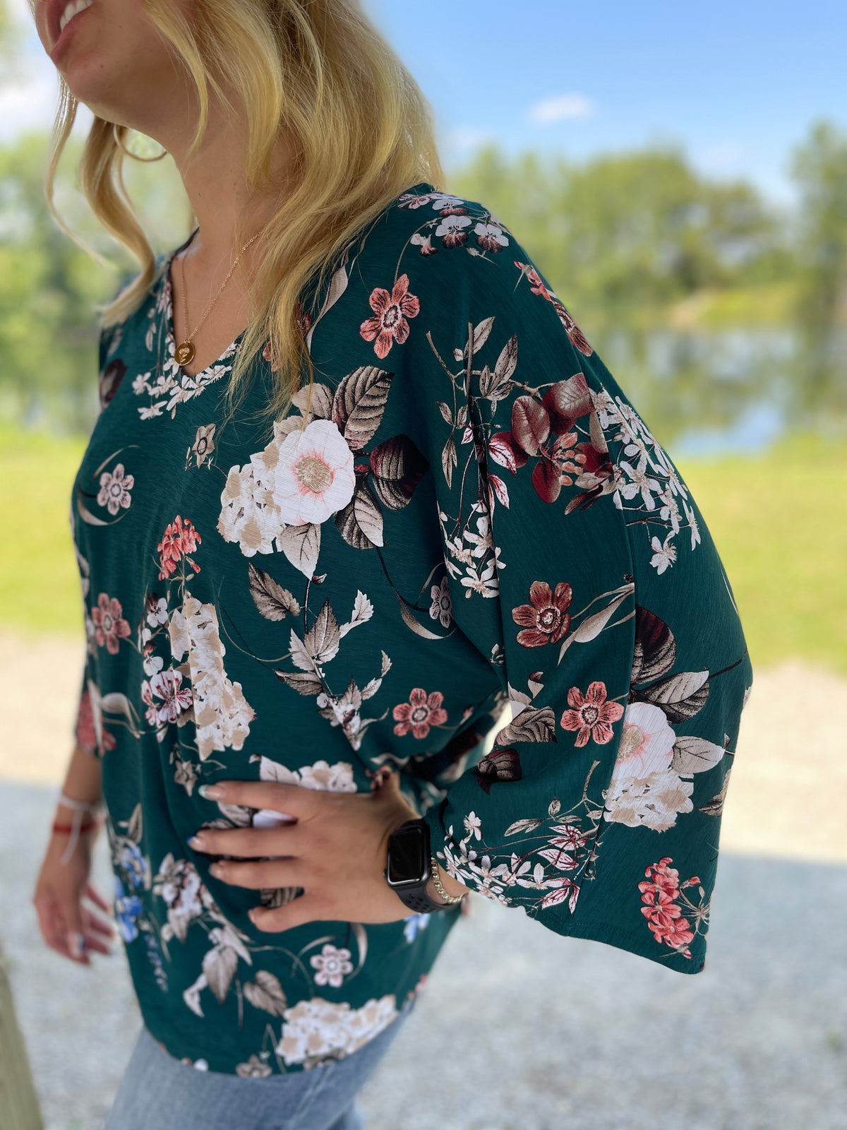HUNTER GREEN FLORAL 3/4 SLEEVE TOP