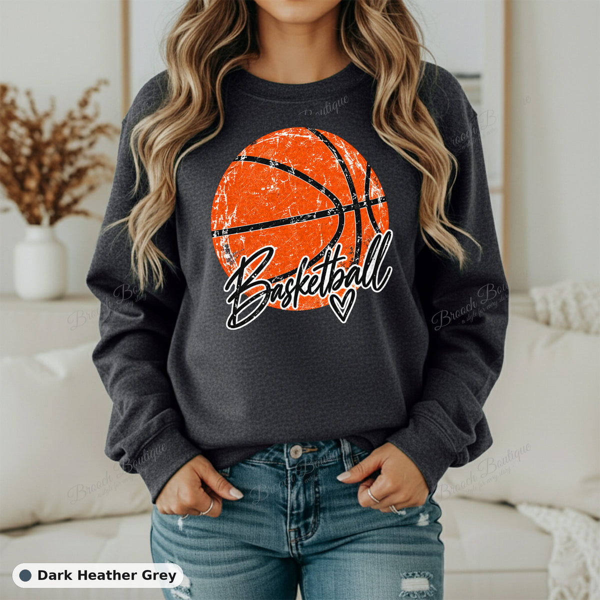 Distressed Basketball 2 — Gildan 18000