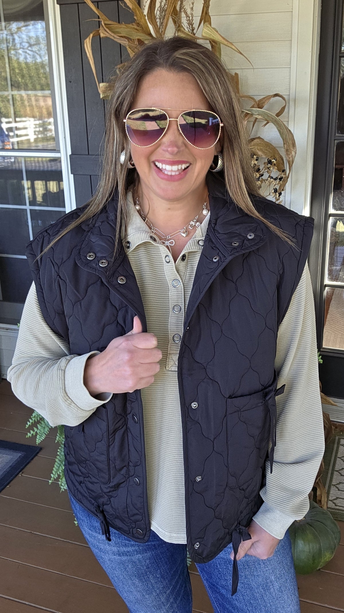 BLACK QUILTED BOW TIE LIGHT WEIGHT VEST