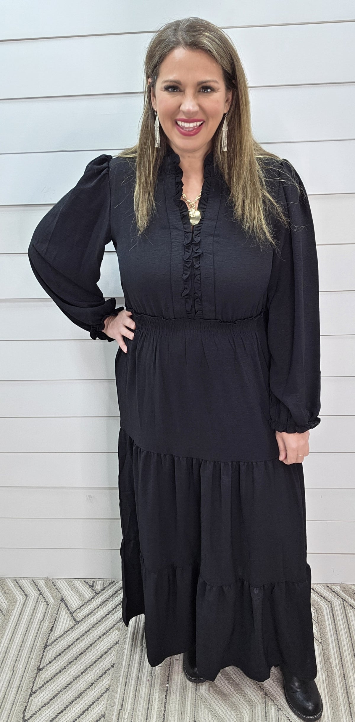 BLACK LONG WOVEN V NECK TIERED DRESS